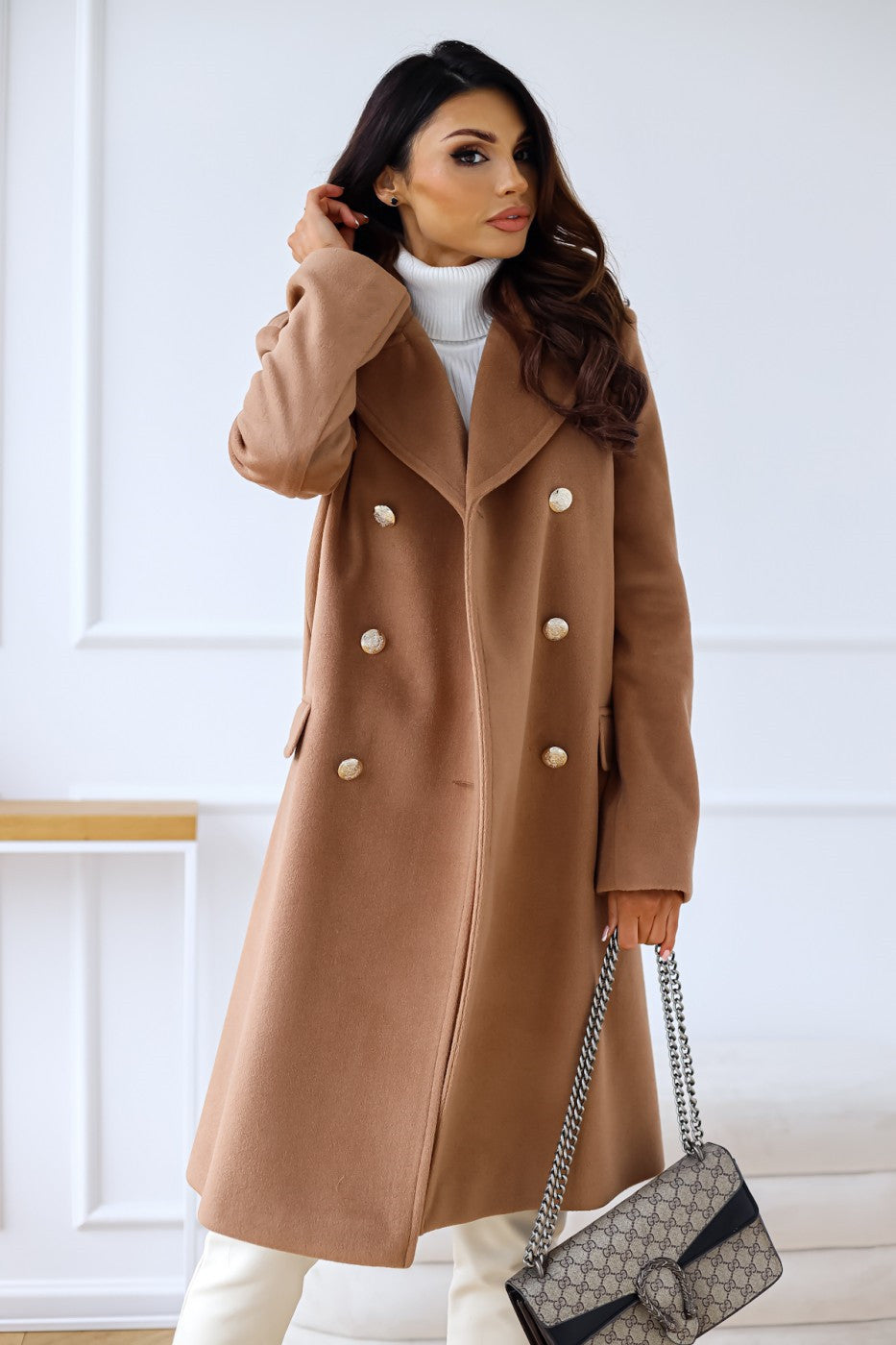 Ylona | Elegante Wolljacke mit doppelter Knopfleiste für stilvolle Winterlooks