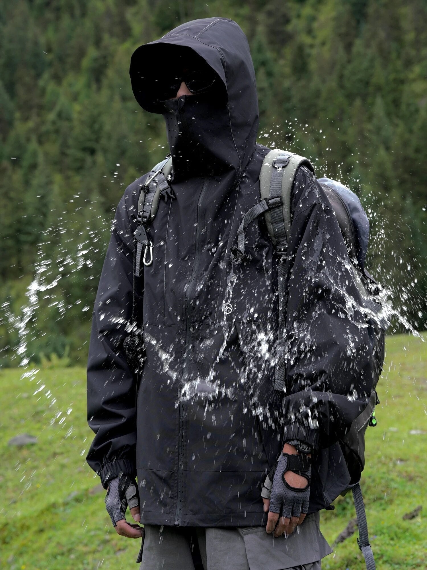 Admir - Unerschütterliche Outdoorjacke