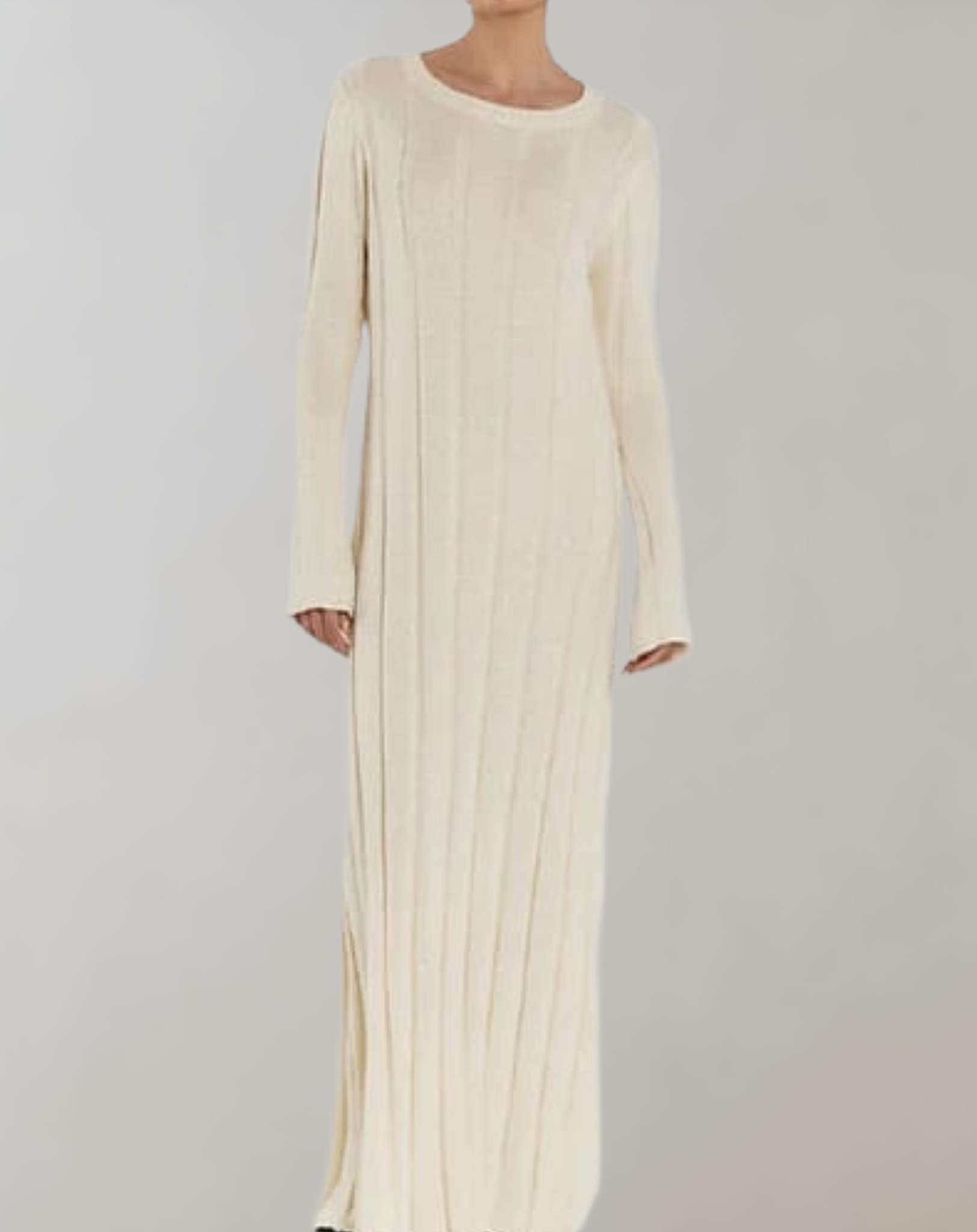 Adley -  Langes figurbetontes Kleid mit Rundhalsausschnitt und Rippstrick Kleid