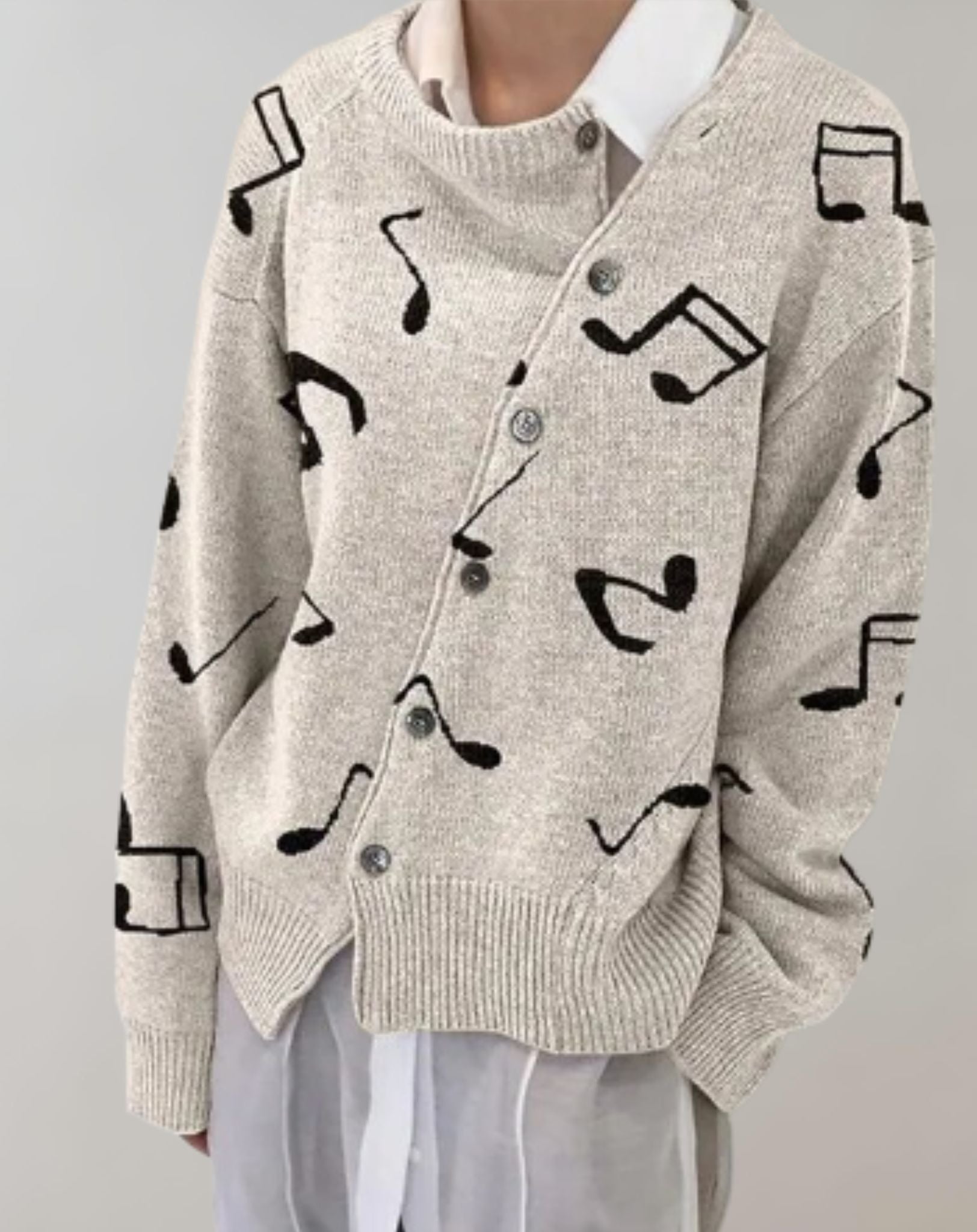 Andy -  Übergroßer Pullover mit diagonaler Knopfleiste und zufälligem Design Sweater