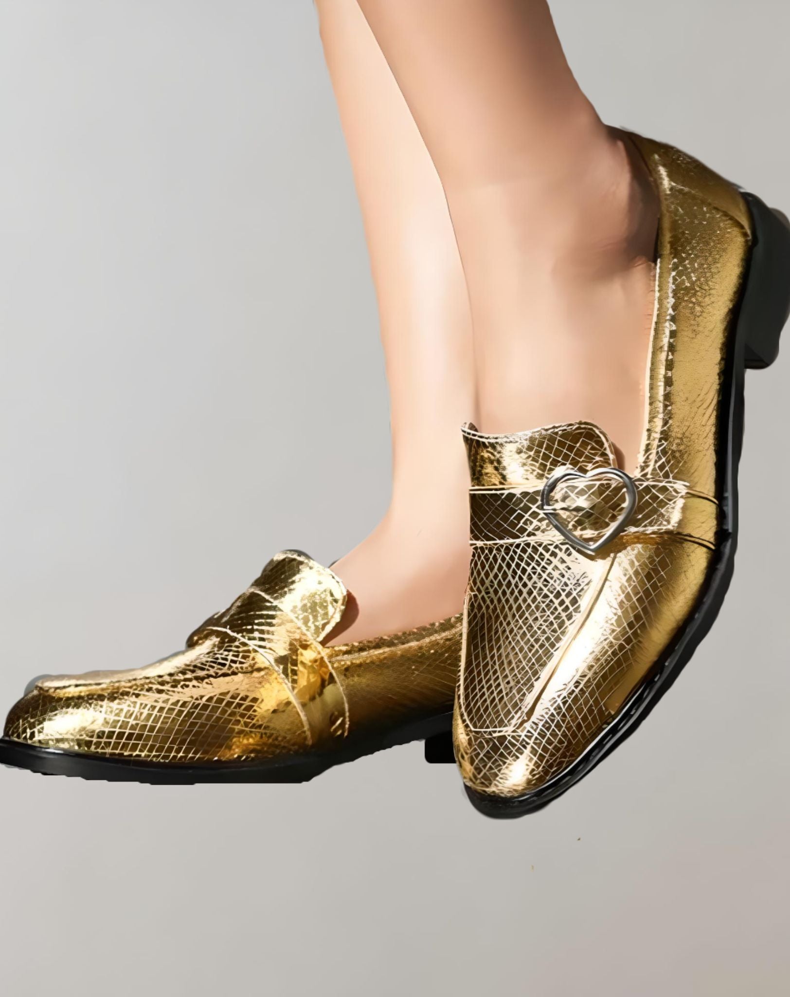 Angelie -  Glänzende Loafer für Damen mit strukturiertem Design Schuhe