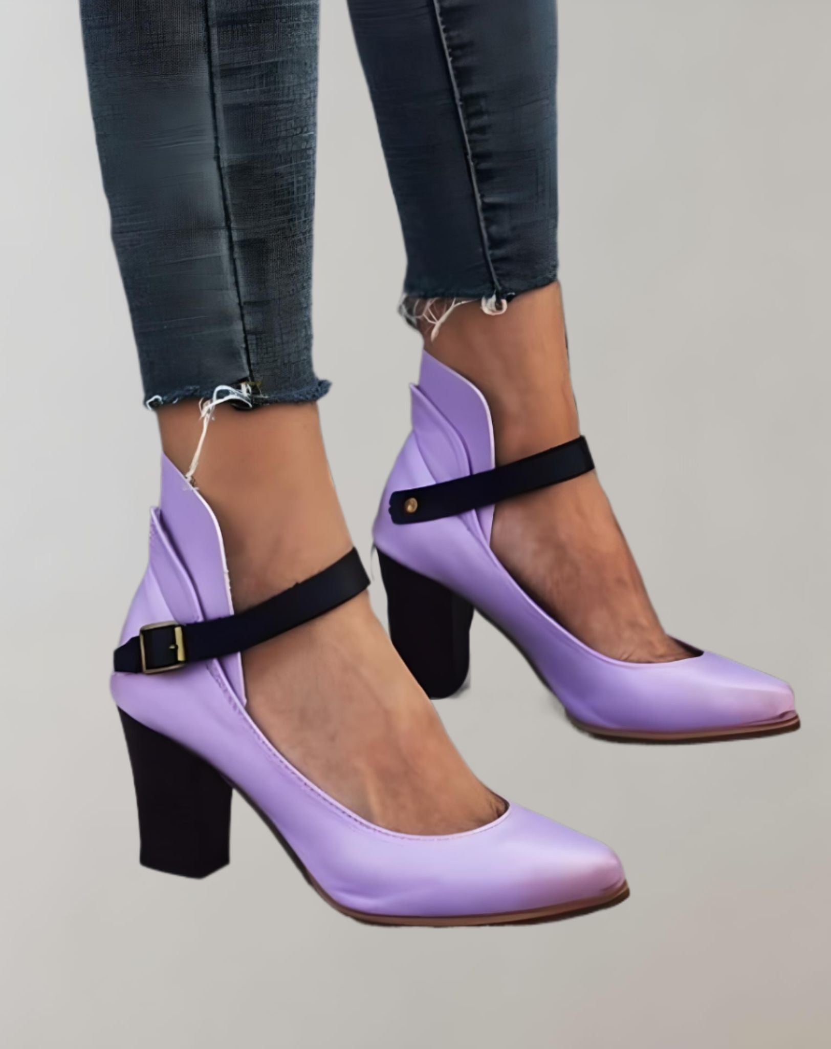 Emma -  Halbhohe geschlossene Absätze mit Riemendesign Schuhe