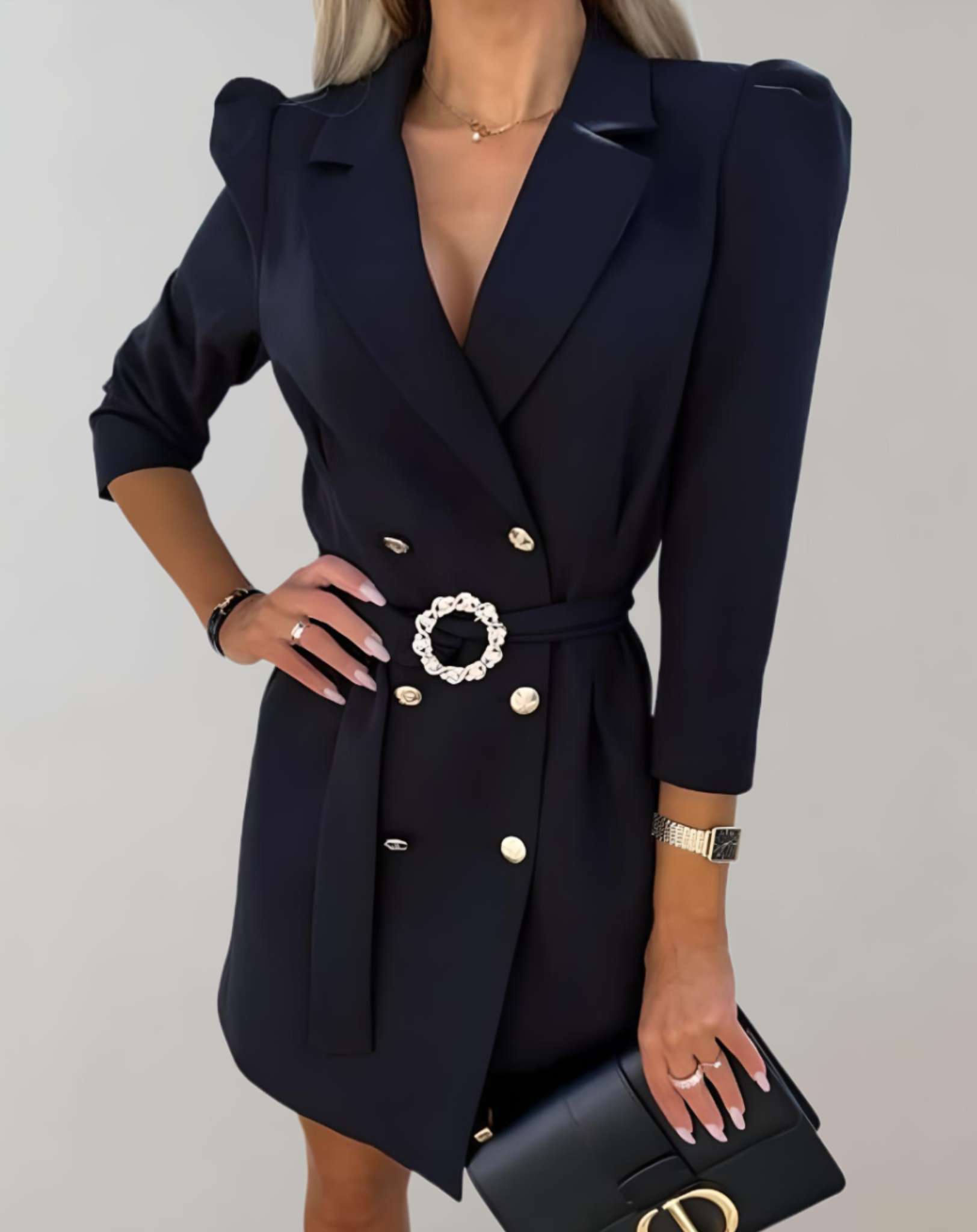 Beth - Minikleid mit tiefem V Ausschnitt Bindegürtel und Knöpfen Kleid