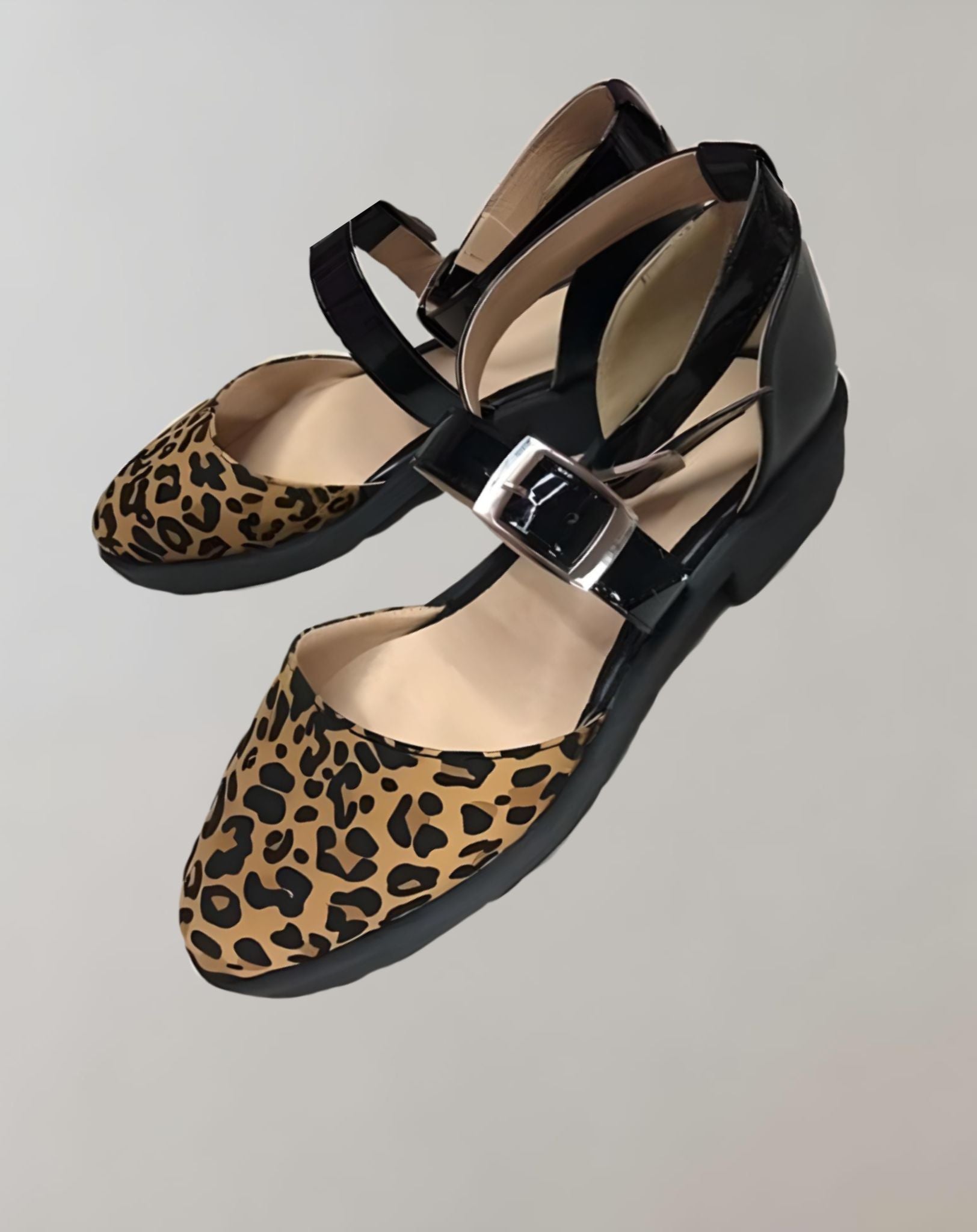 Caroline - Geschlossene Sandalen mit zufälligem Design Schuhe