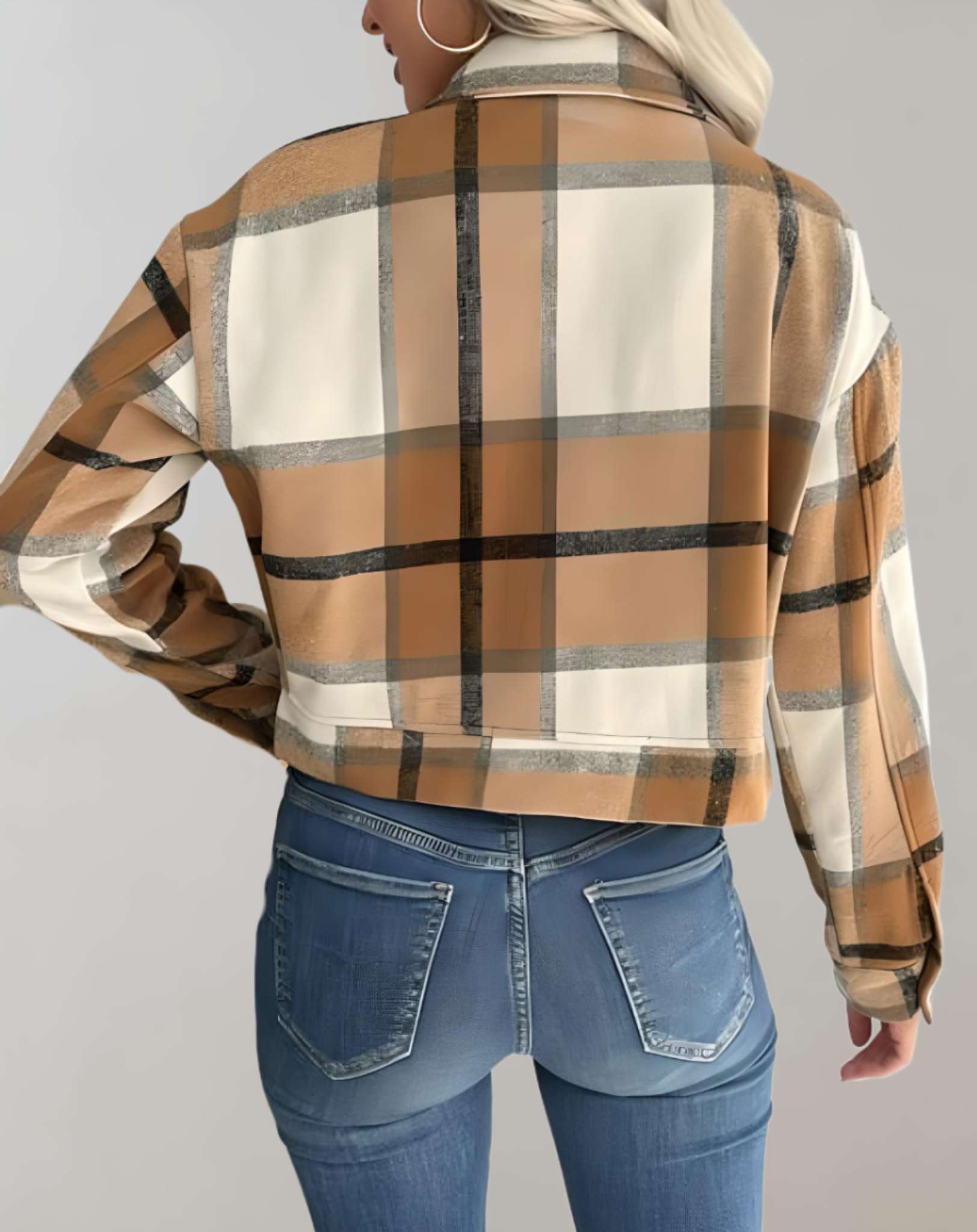 Chandie - Kurze beige karierte Jacke mit Knöpfen Jacke