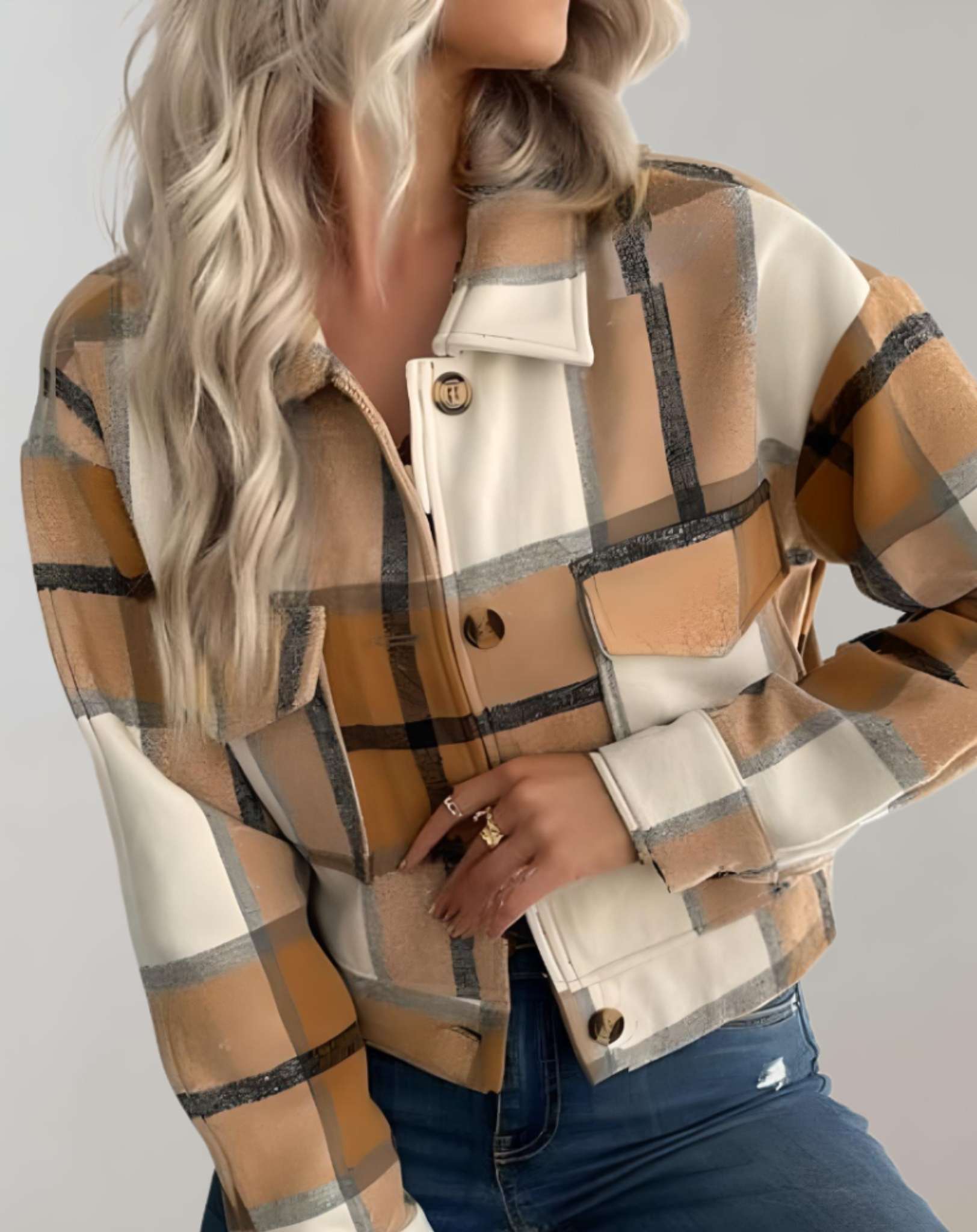 Chandie - Kurze beige karierte Jacke mit Knöpfen Jacke