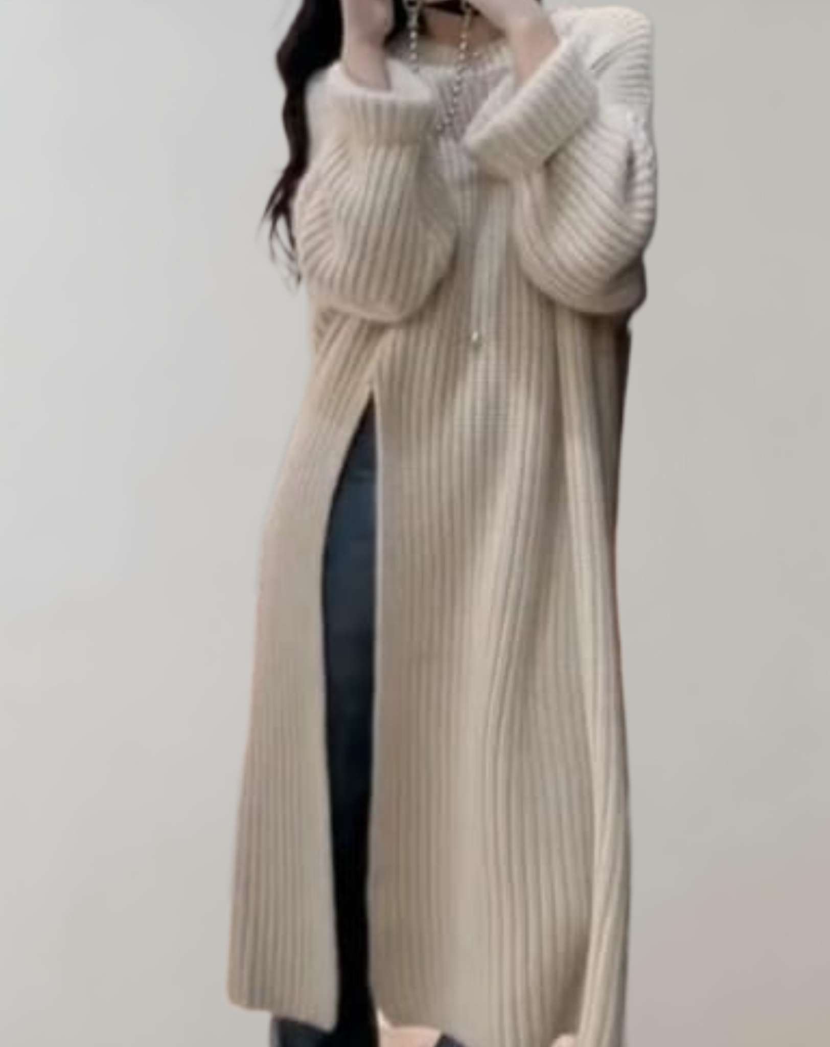 Madelyn -  Langer und übergroßer Strickpullover mit hohem Schlitz Sweater