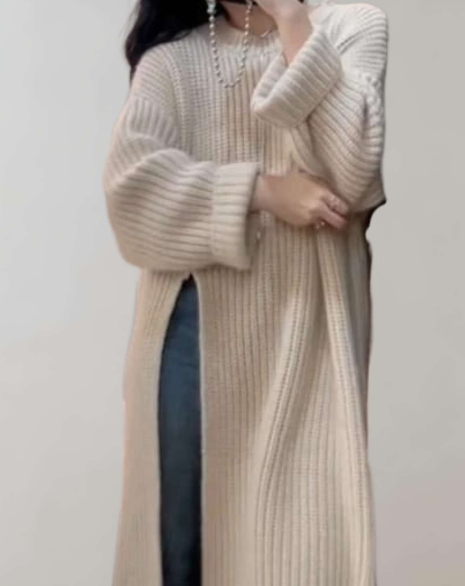 Madelyn -  Langer und übergroßer Strickpullover mit hohem Schlitz Sweater