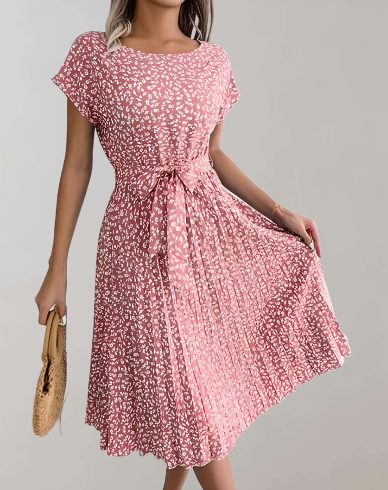 Nova - Minikleid mit Rundhalsausschnitt kurzen Ärmeln und Blumenmuster Kleid