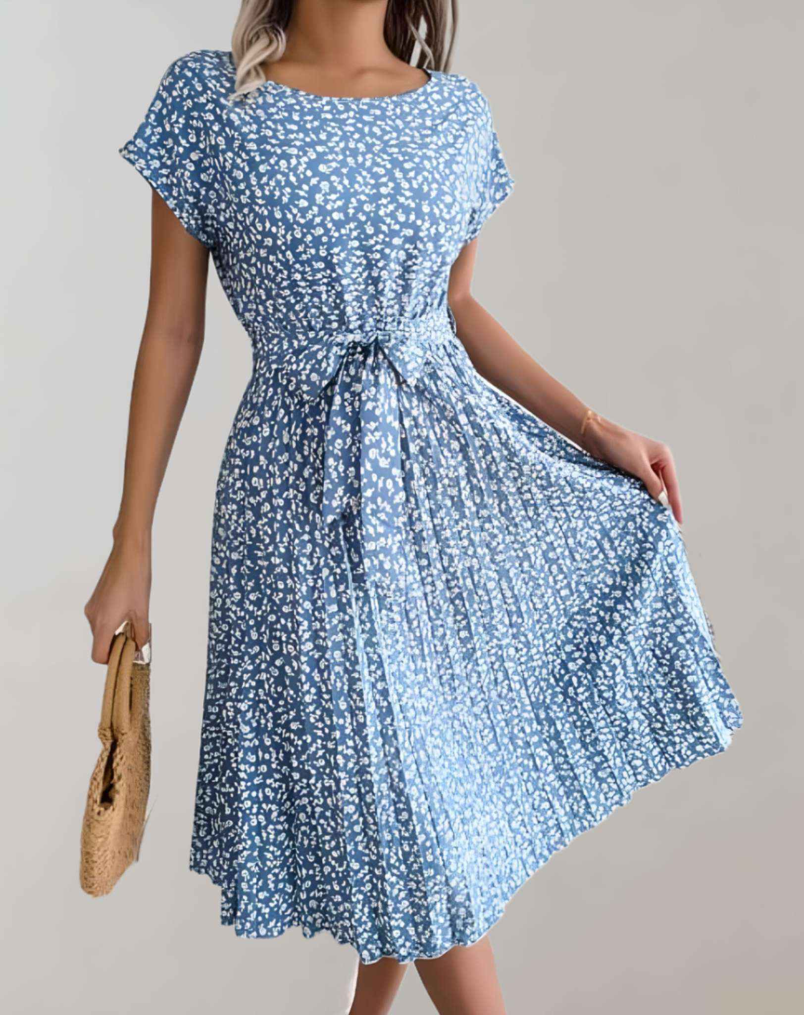 Nova - Minikleid mit Rundhalsausschnitt kurzen Ärmeln und Blumenmuster Kleid