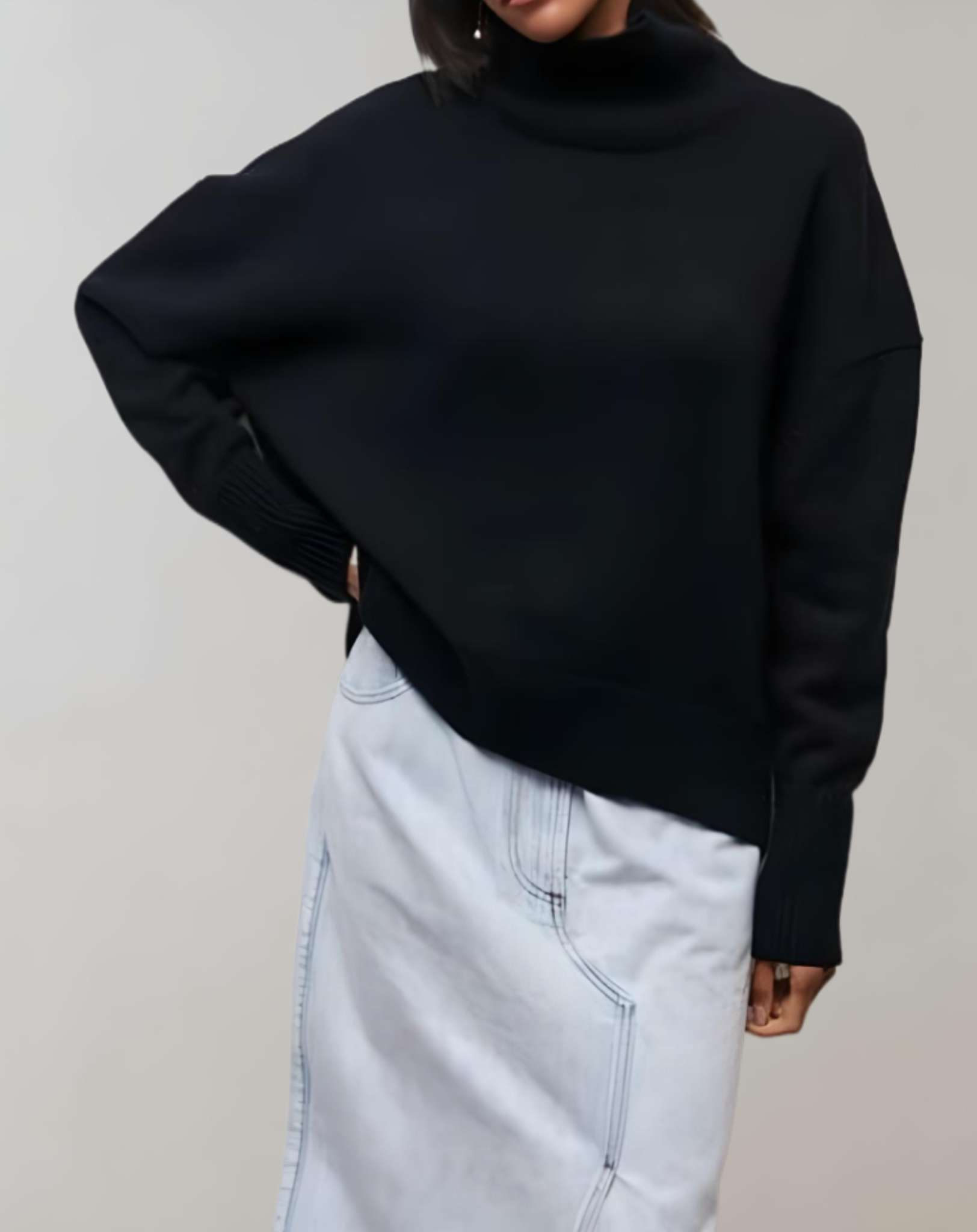 Odelia - Übergroßer schlichter Pullover mit Rollkragen Sweater