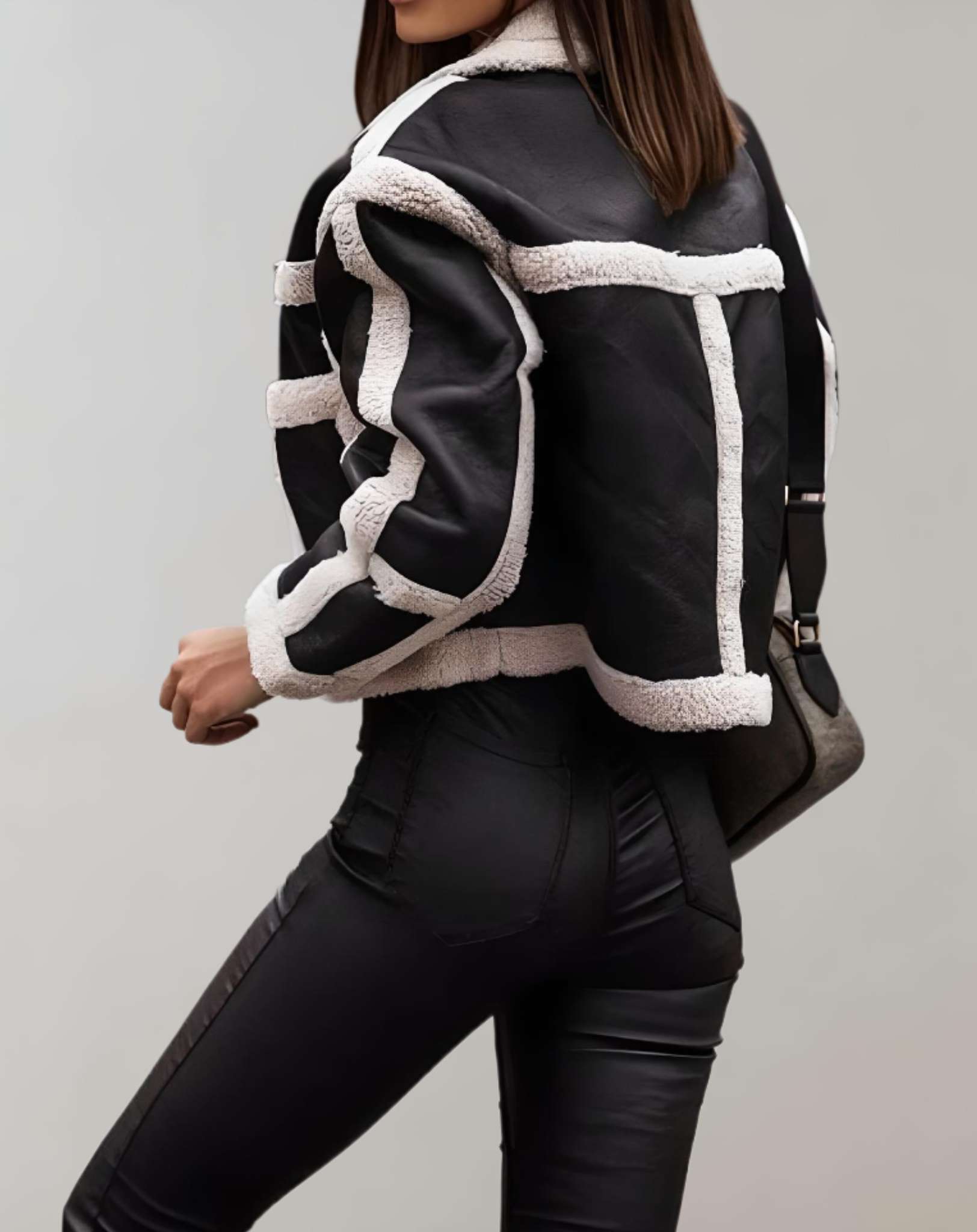 Prescilla -  Gut sitzende dicke Kunstjacke mit geprägtem Futter Jacke