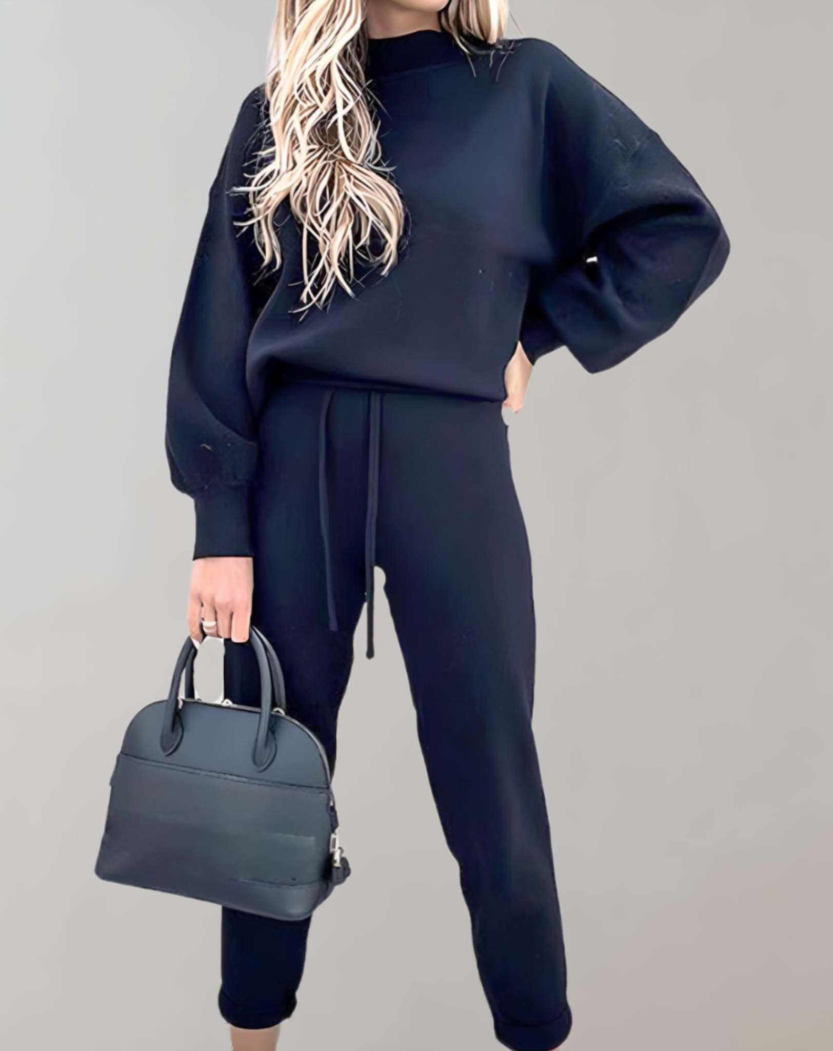 Rhea -  2-teiliges Set mit übergroßem Rundhalspullover und Jogginghose Kleidung
