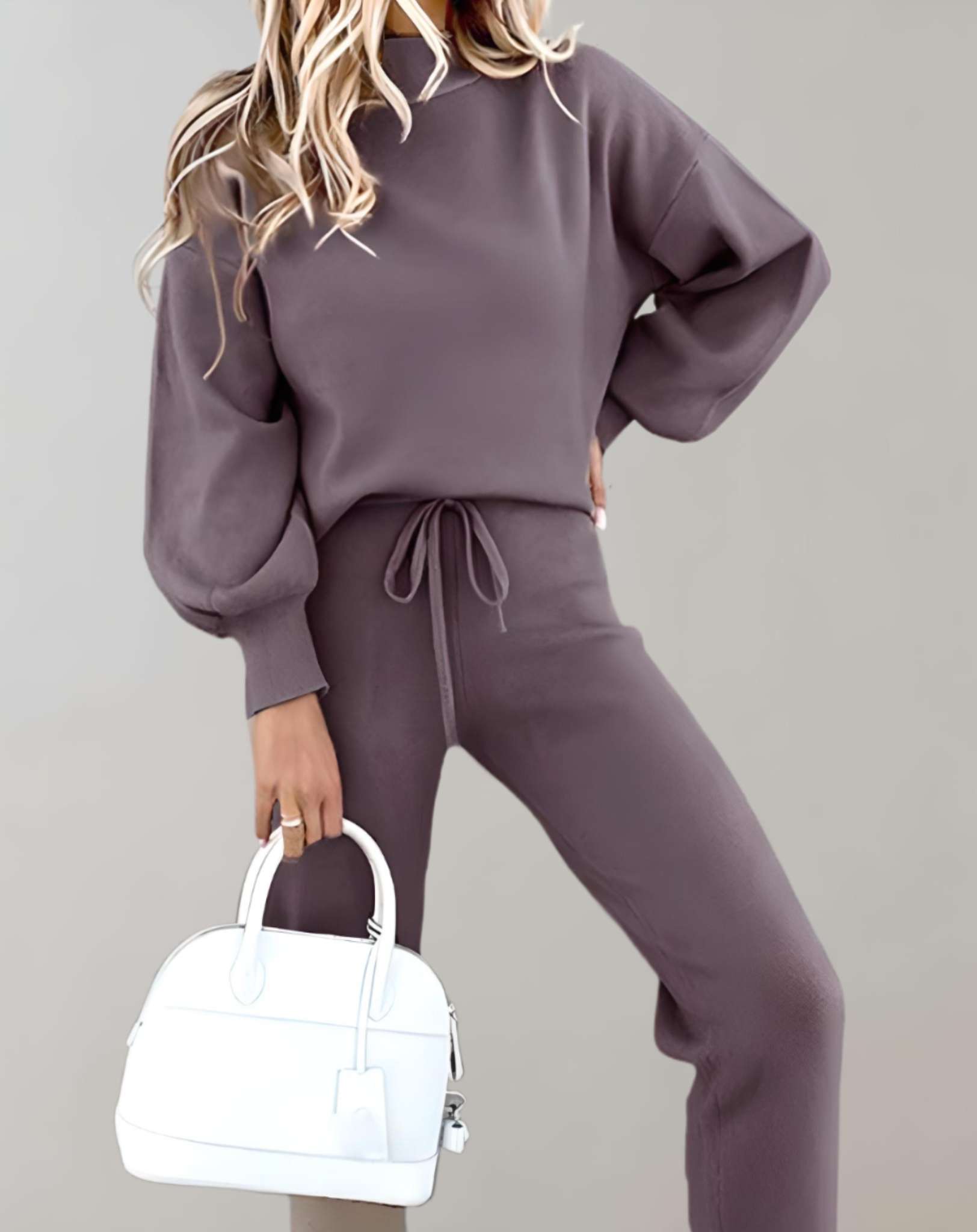 Rhea -  2-teiliges Set mit übergroßem Rundhalspullover und Jogginghose Kleidung