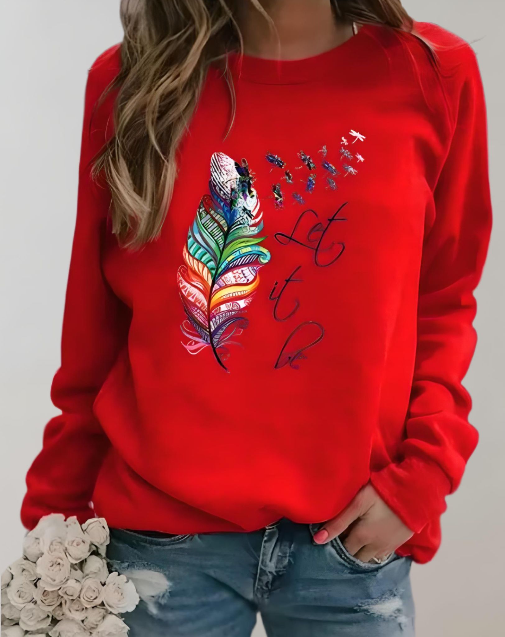 Rica -  Rundhalspullover mit motivierendem Statement und Federdesign Sweater