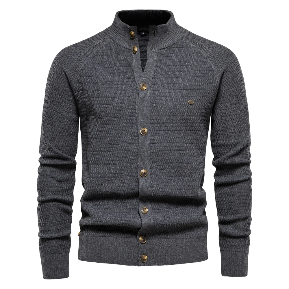 Gemütliche Baumwollstrickjacke für Herren