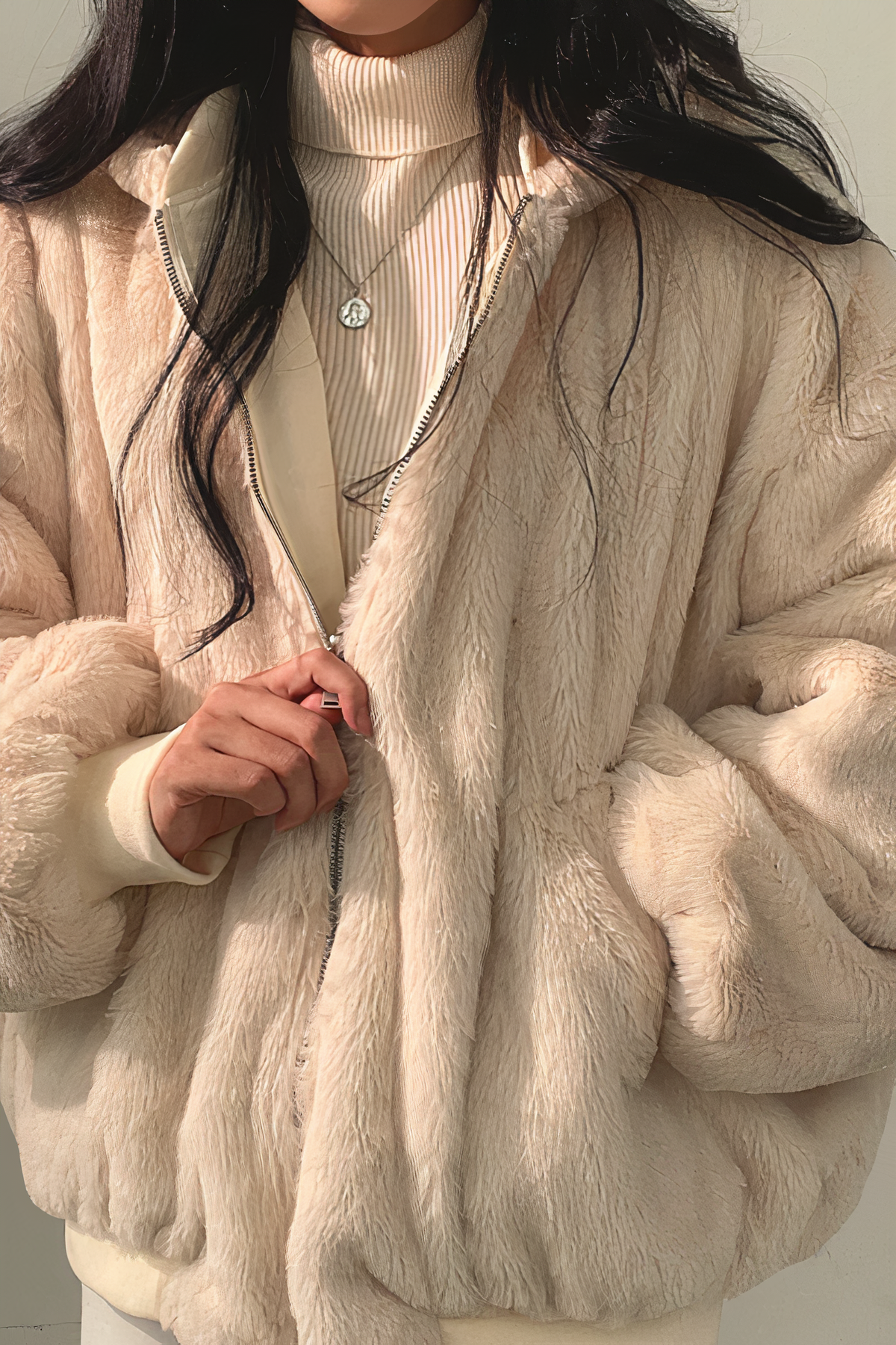 Caro - Winterjacke mit Kaschmirkapuze für stilvolle Wärme