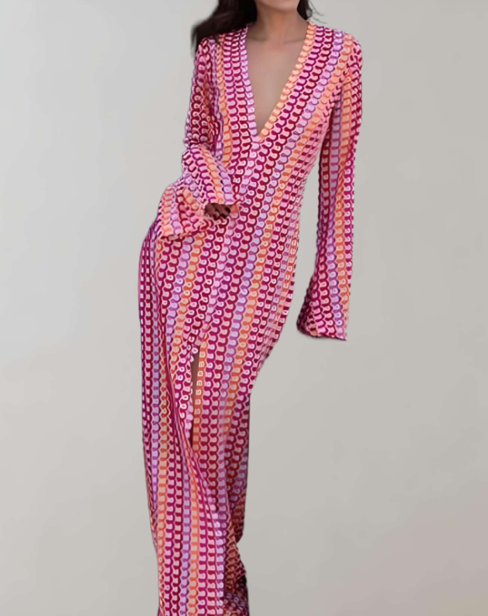 Willa - Gestreiftes gehäkeltes langes Kleid aus geteiltem Strick mit tiefem V Ausschnitt Kleid