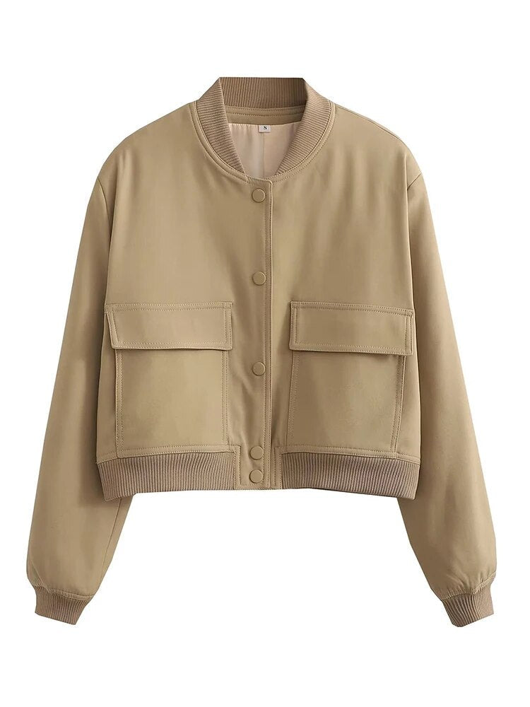 Stylischer Herbst-/Winter-Bomber mit praktischen Taschen