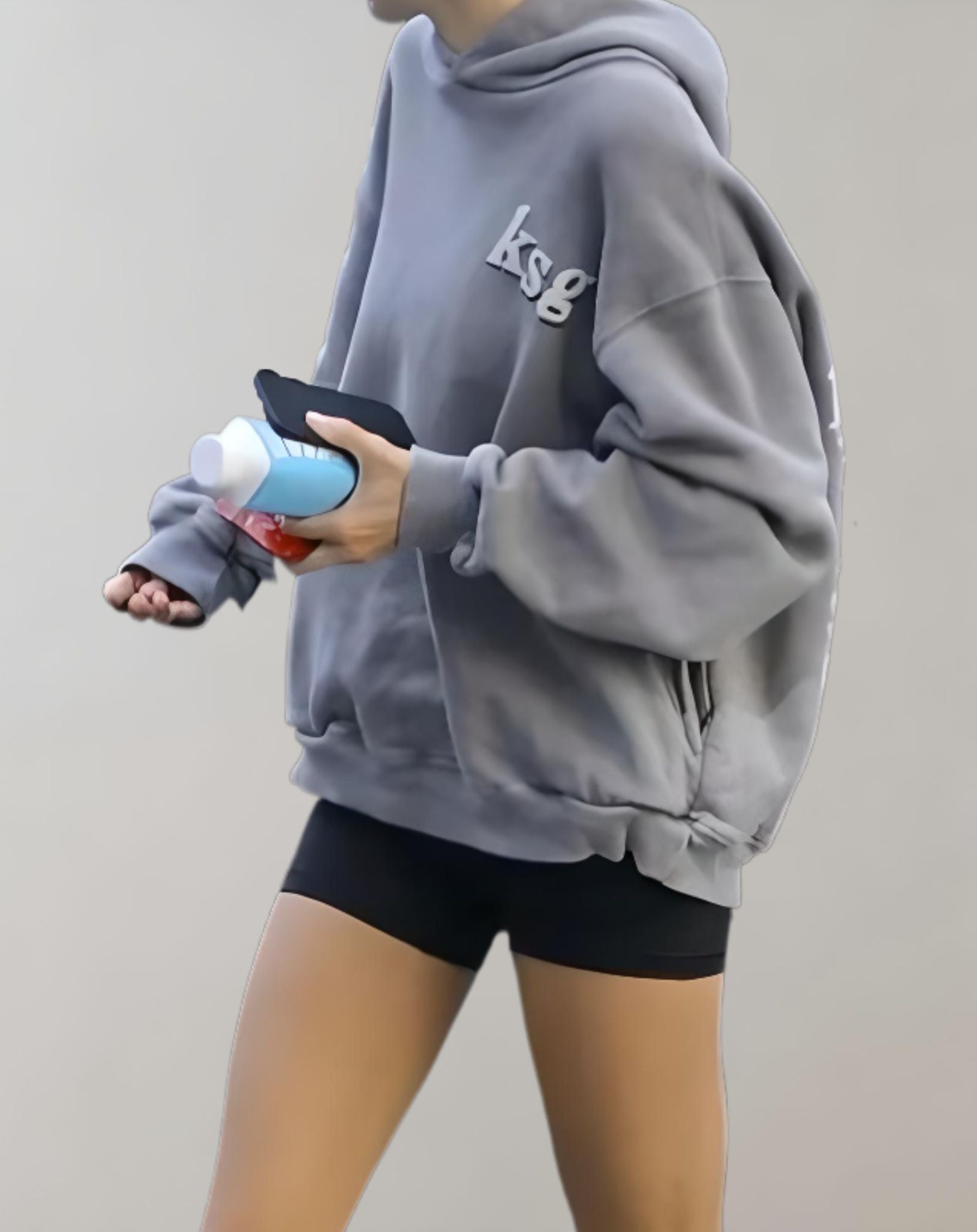 Annie - Grauer Kapuzenpullover mit ksg Aufdruck vorne und Statement Aufdruck hinten Kapuzenpullover