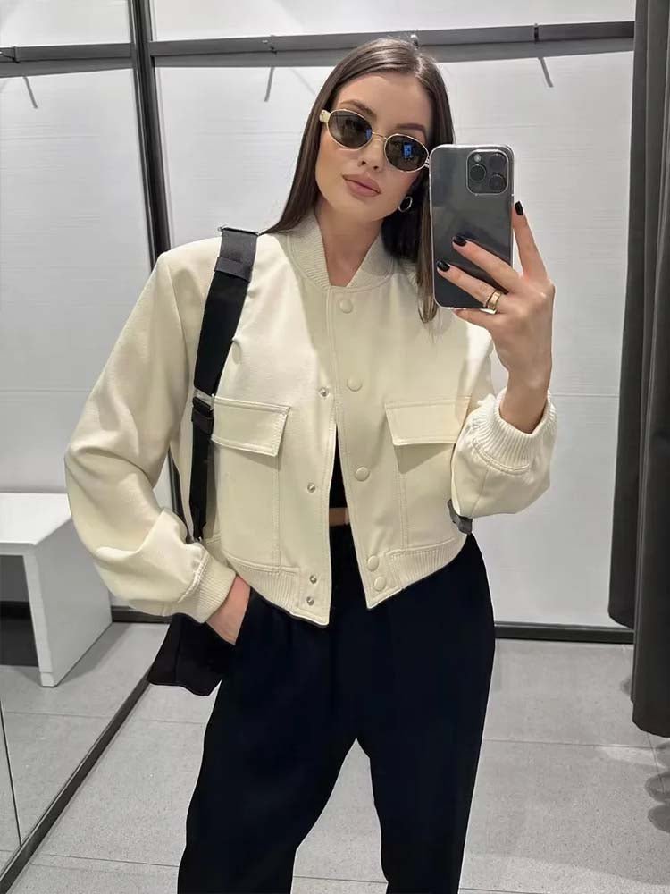 Elegantes und stylisches Damenkleidungsstück für jeden Anlass