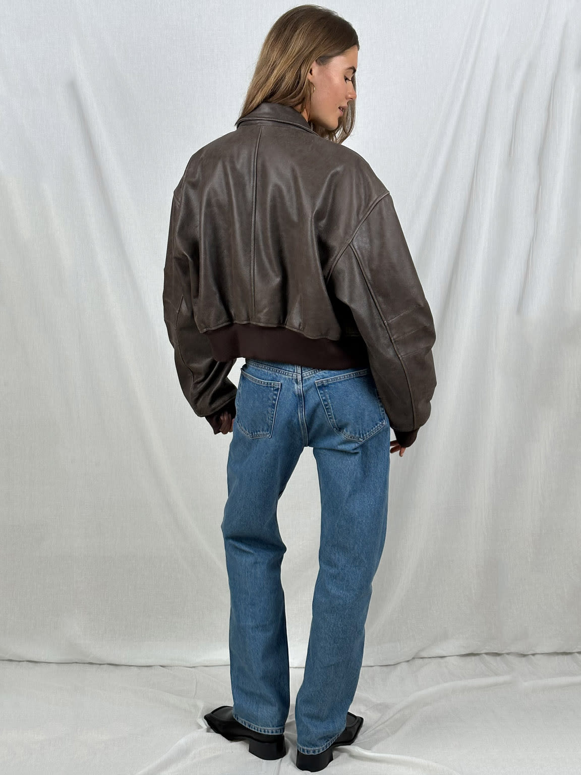 WOLFF | Modische Cropped Bomberjacke in Trendigem Braun