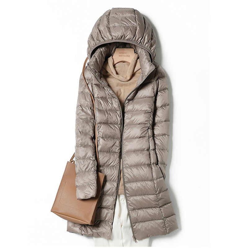 Damen Winter-Daunenjacke mit Kapuze – Leichte, Lang geschnittene Steppjacke