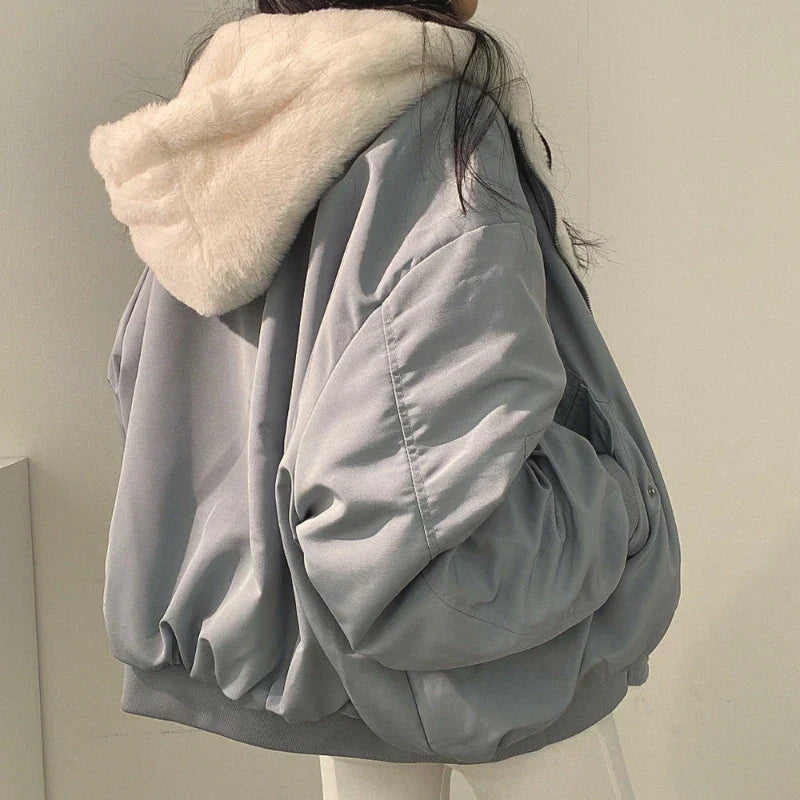 Madelyn | Oversized Jacke mit kuscheligem Innenfutter und Kapuze