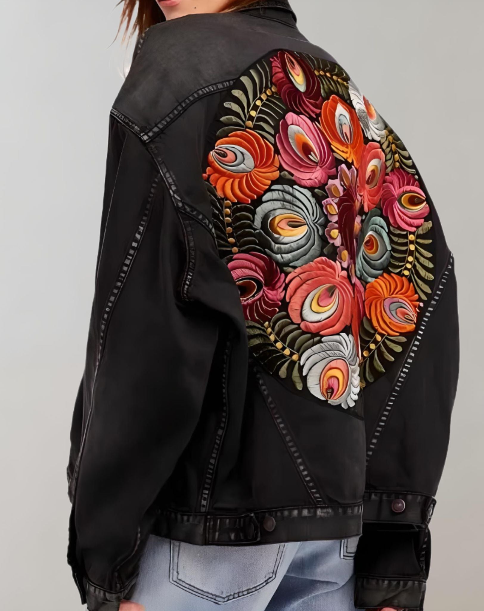 Jackie - Geknöpfte Jeansjacke mit großem Blumenstickmuster auf der Rückseite Jacke