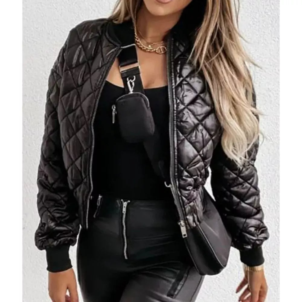 Stilvolle Gepolsterte Bomberjacke mit Rautendesign und Glänzender Flügelstickerei