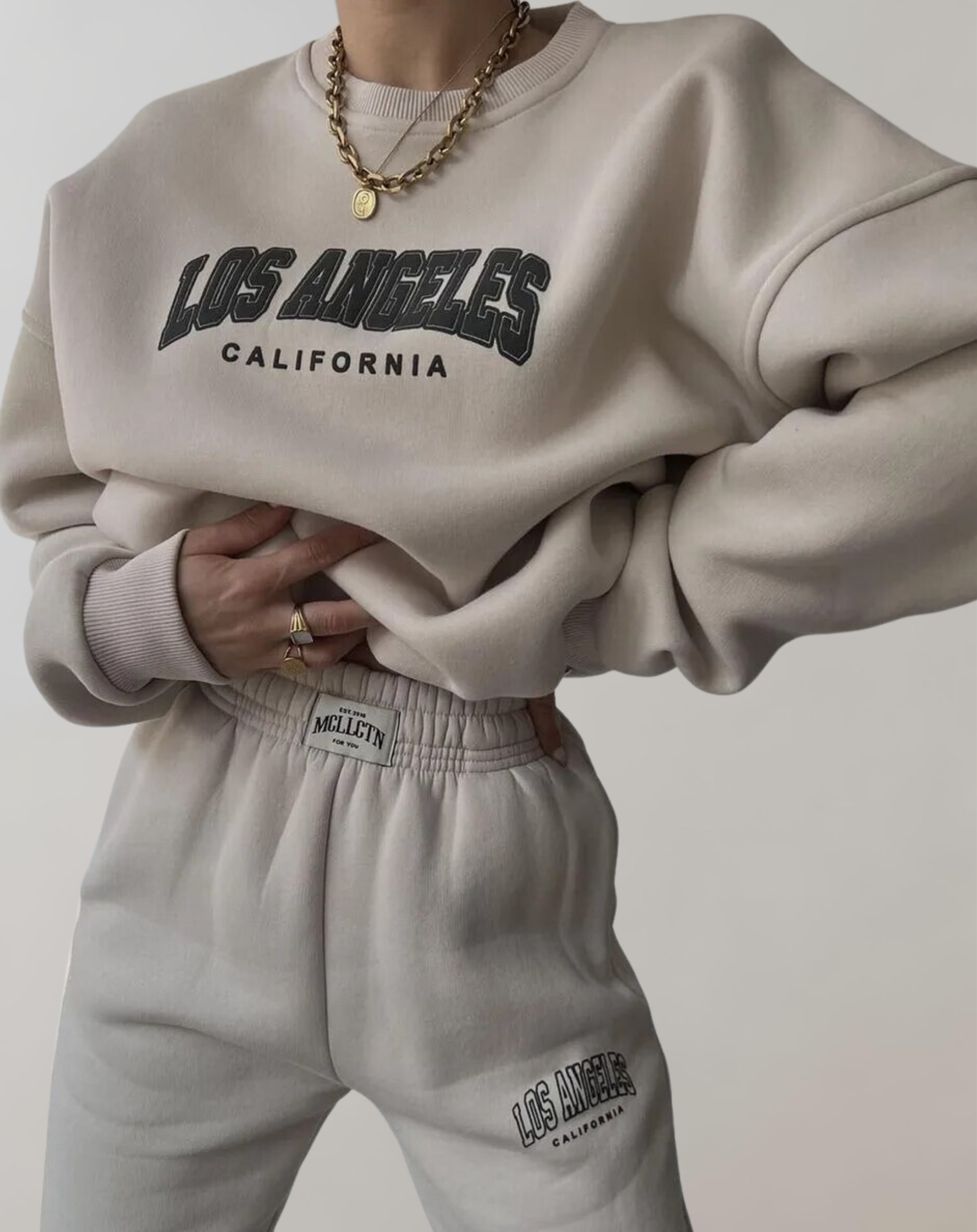 Jenny -  Sweatshirt mit Buchstaben