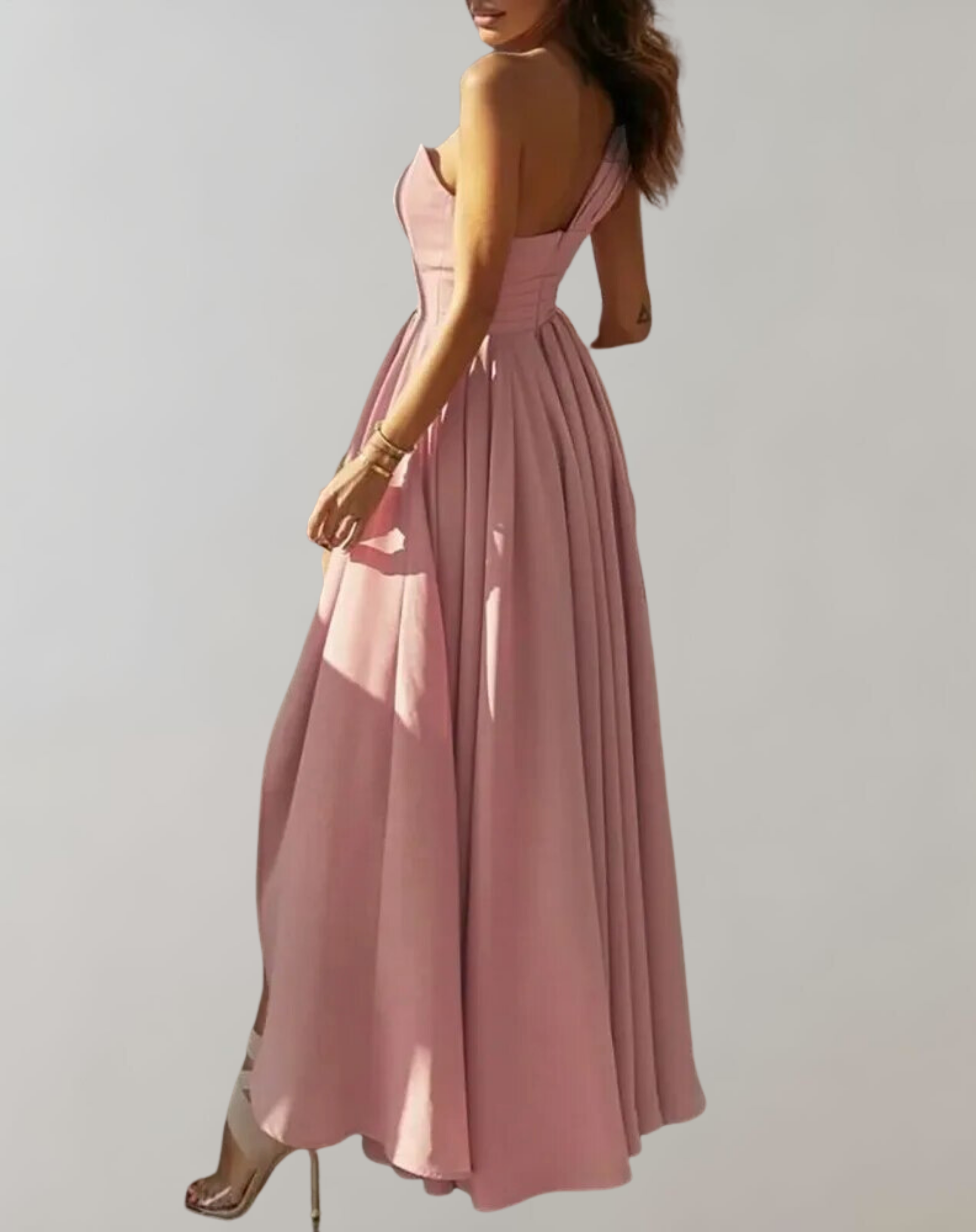 Victoria – Elegantes Cocktail-Galakleid