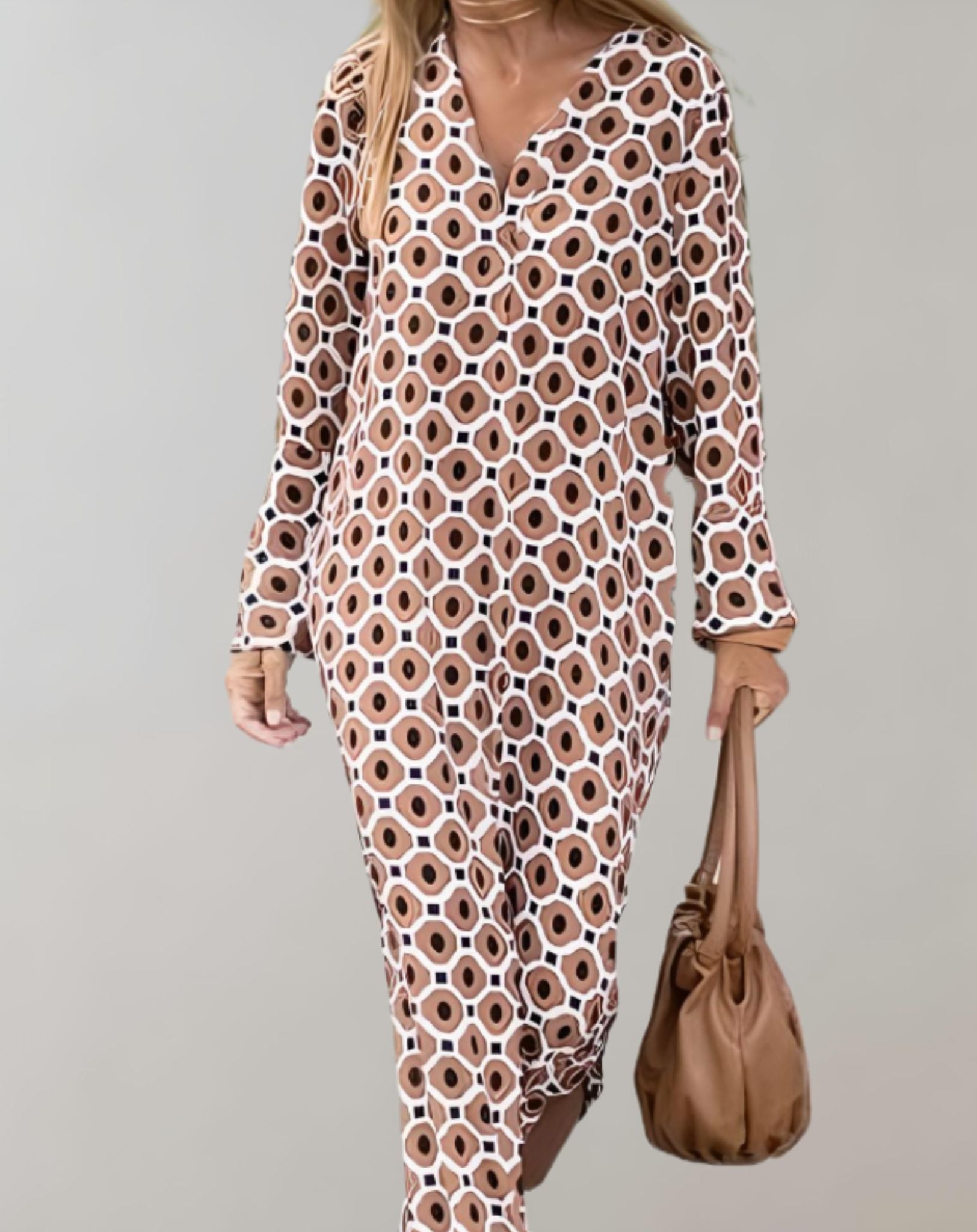Maci -  Langes und lockeres Kleid mit langen Ärmeln und zufälligem Musterdesign Kleid