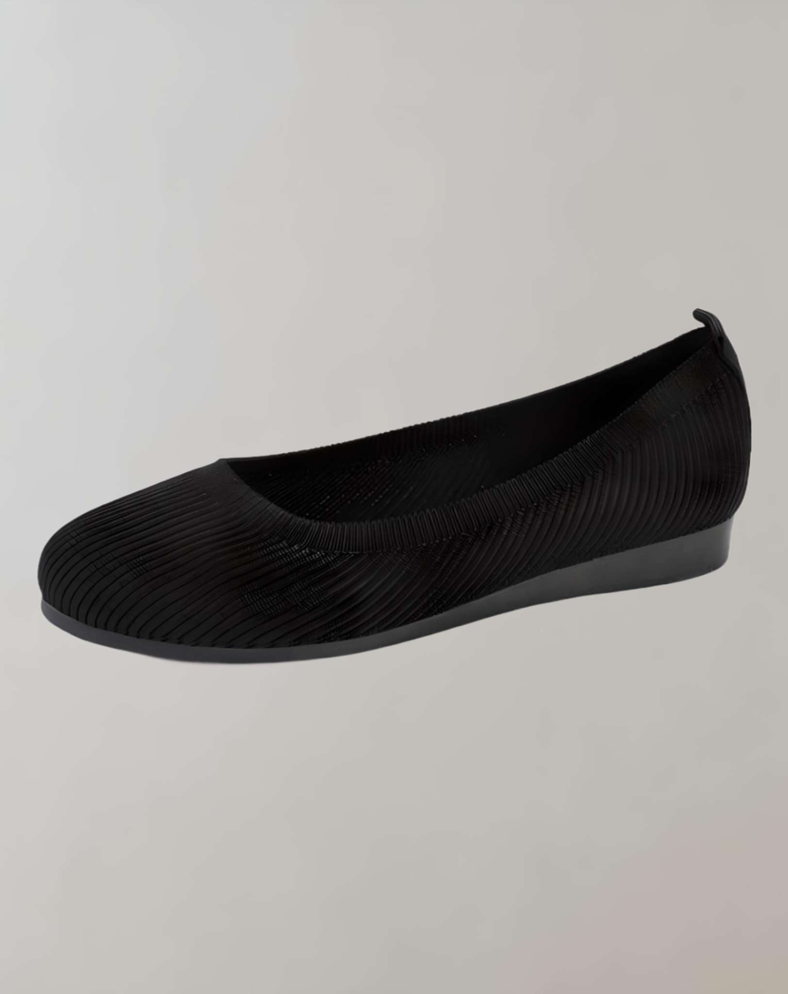 Lilah - Enge und schlichte Sandalen für Freizeitkleidung Schuhe