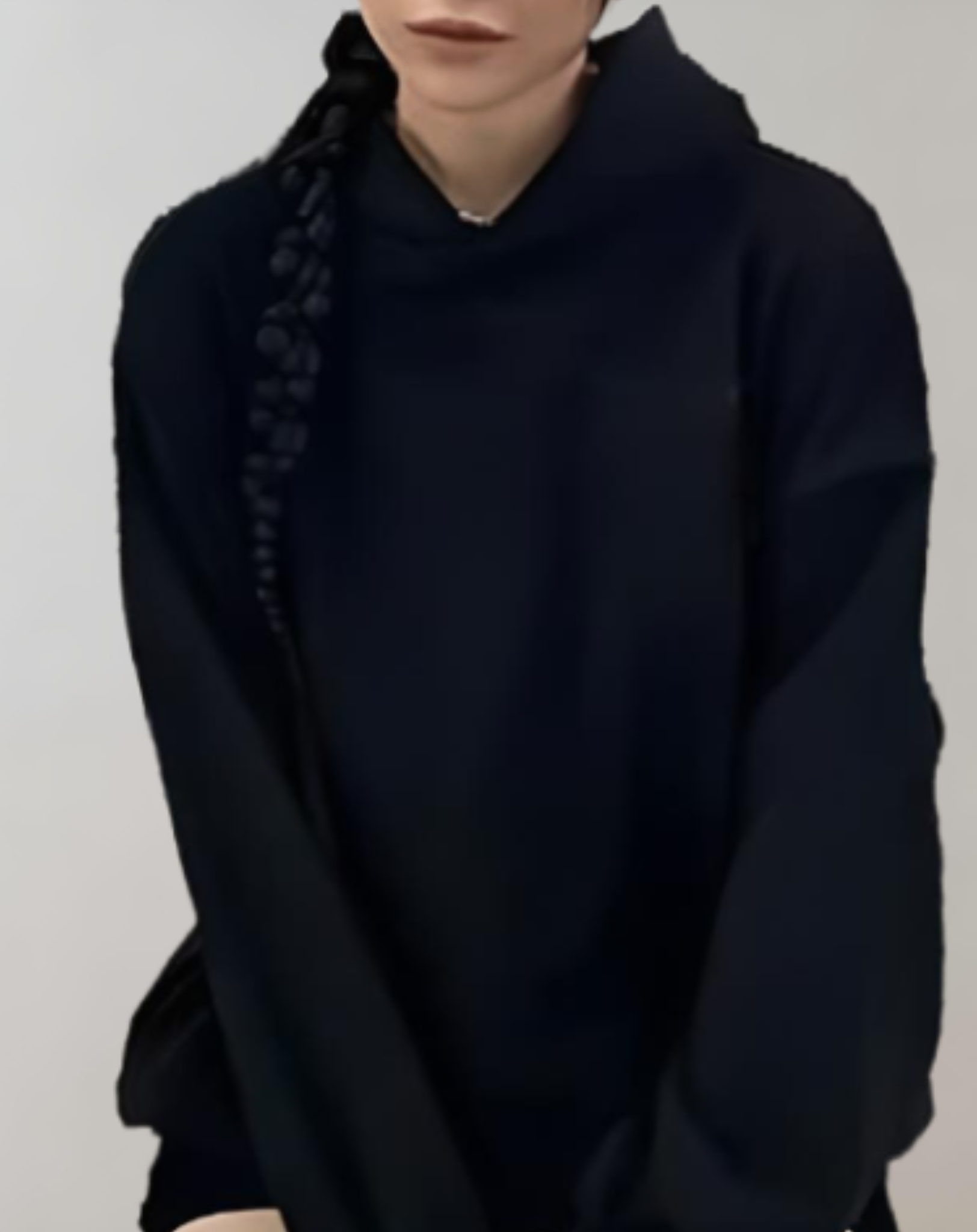 Daphne - Übergroßer schwarzer Kapuzenpullover mit Statement Print auf der Rückseite Kapuzenpullover