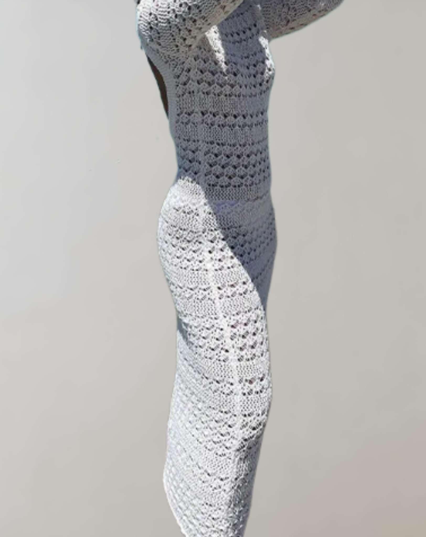 Dulce - Schulterfreies Badekleid mit hohlem Stickmuster Kleid