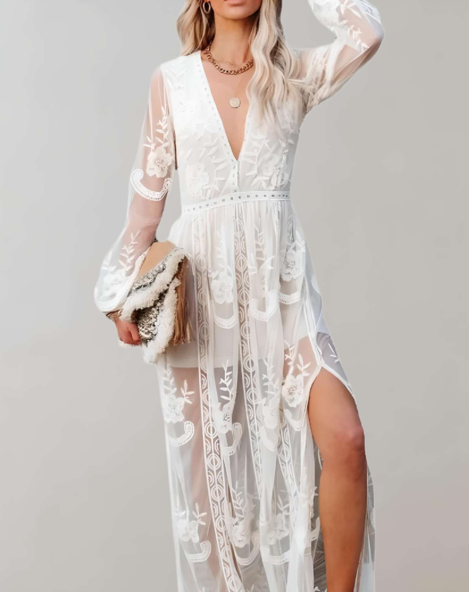 Lexie - Langes Maxikleid mit tiefem V Ausschnitt Stickerei und durchsichtigem Design Kleid