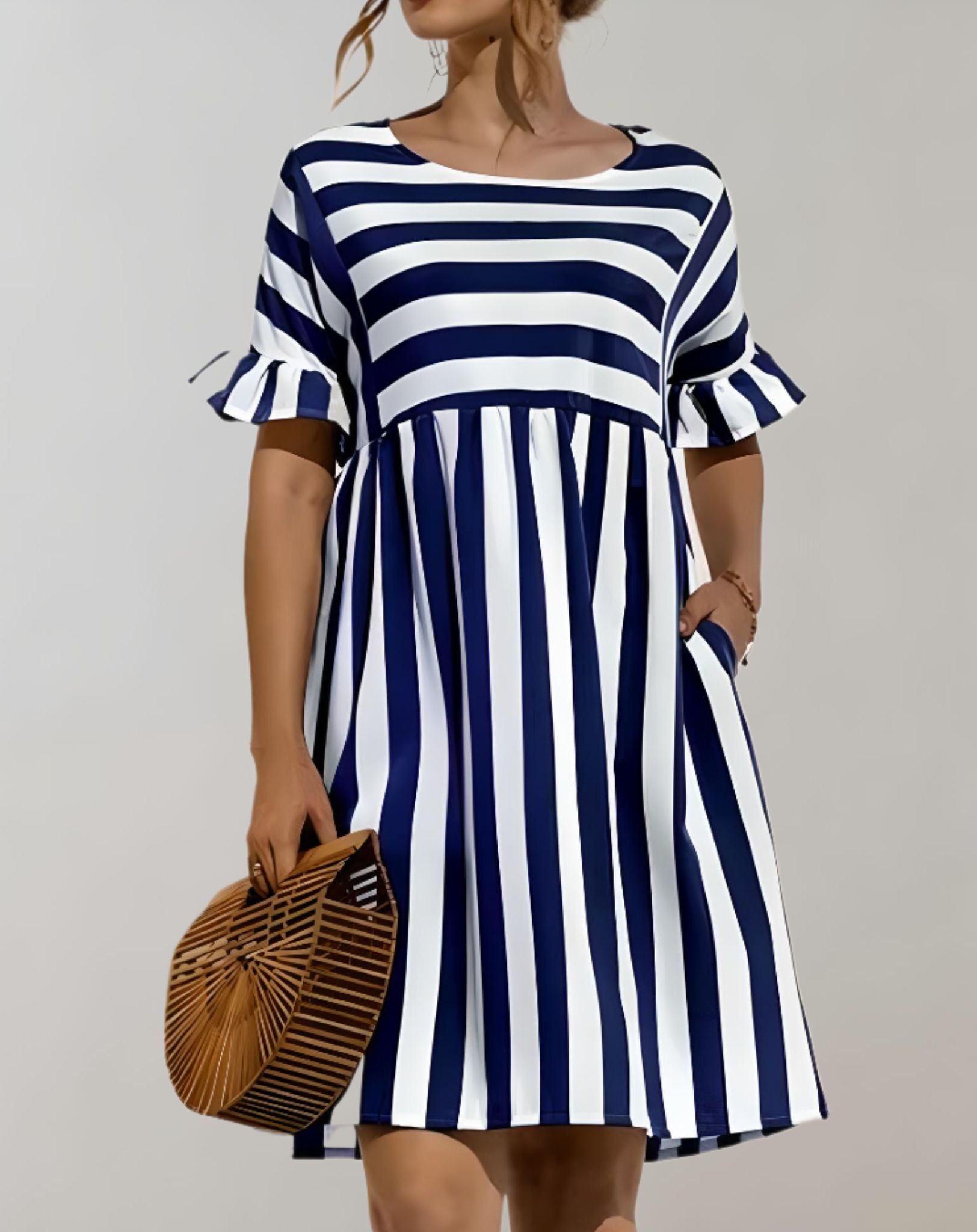 Melody - Weites Minikleid mit Rundhalsausschnitt und Streifendesign Kleid