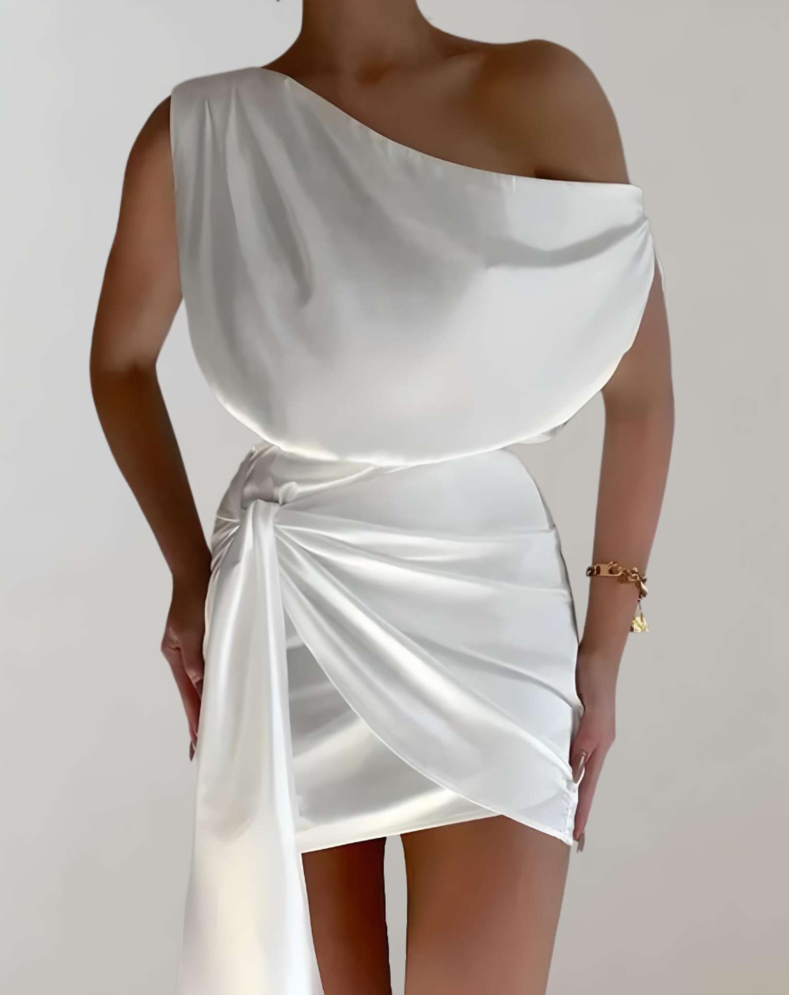 Mikaela - One Shoulder Minikleid aus Seidenstoff Kleid