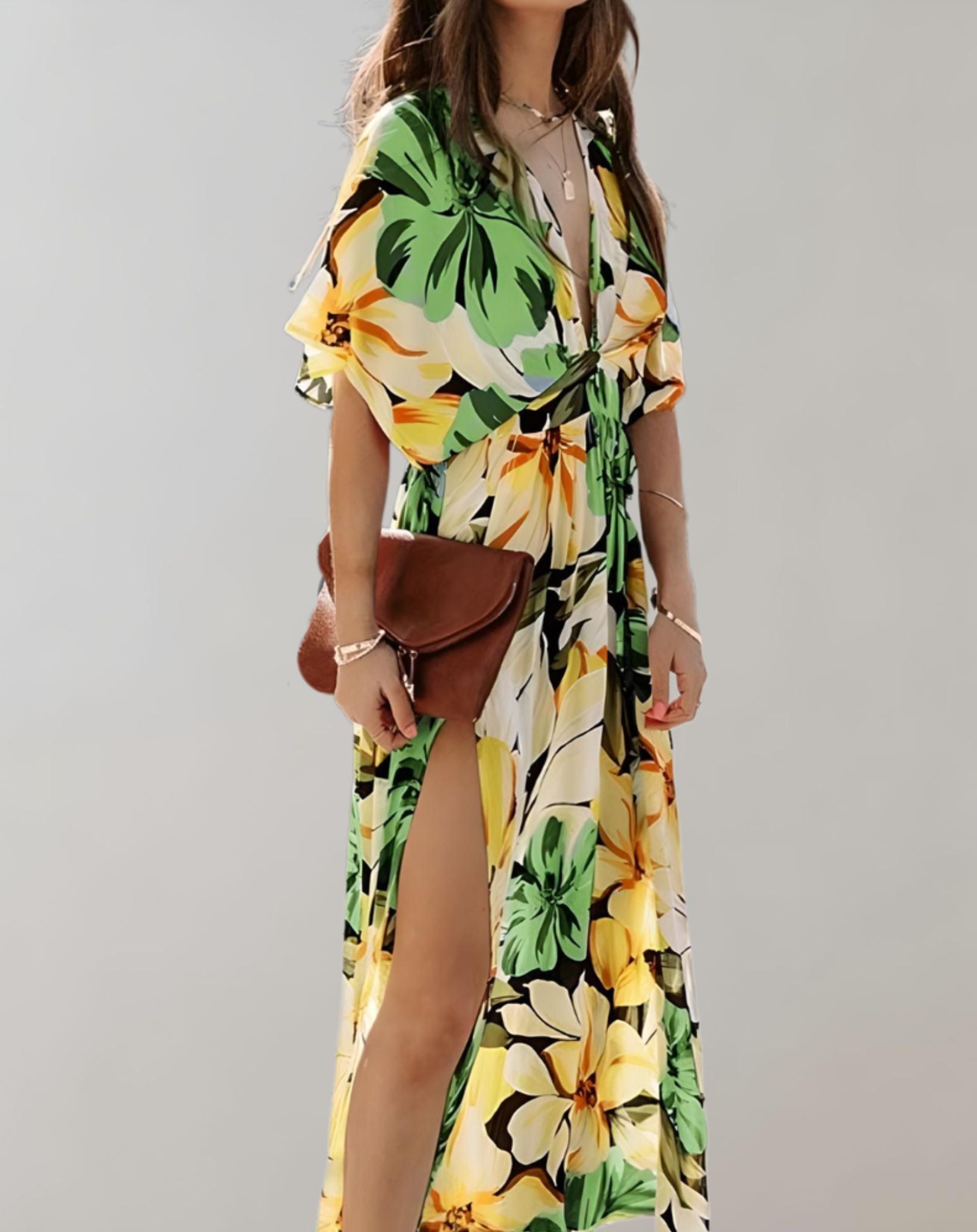Nathalia- Langes Kleid mit hohem Schlitz aus fließendem Stoff und sommerlichem Design Kleid