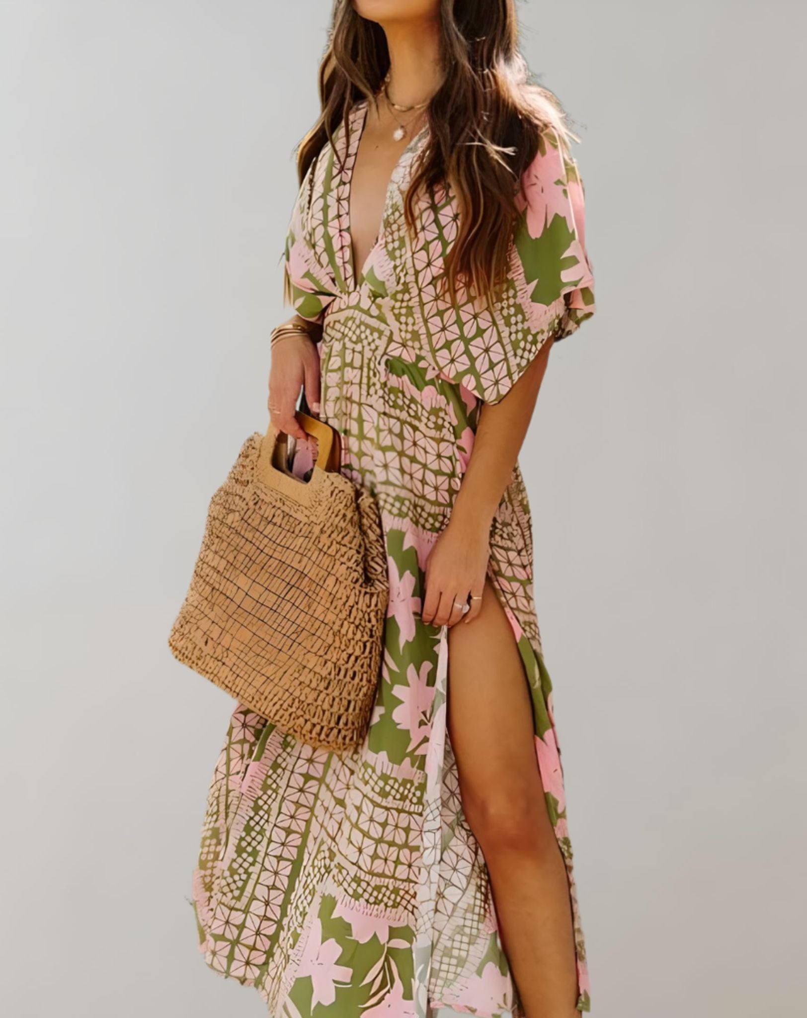 Nathalia- Langes Kleid mit hohem Schlitz aus fließendem Stoff und sommerlichem Design Kleid