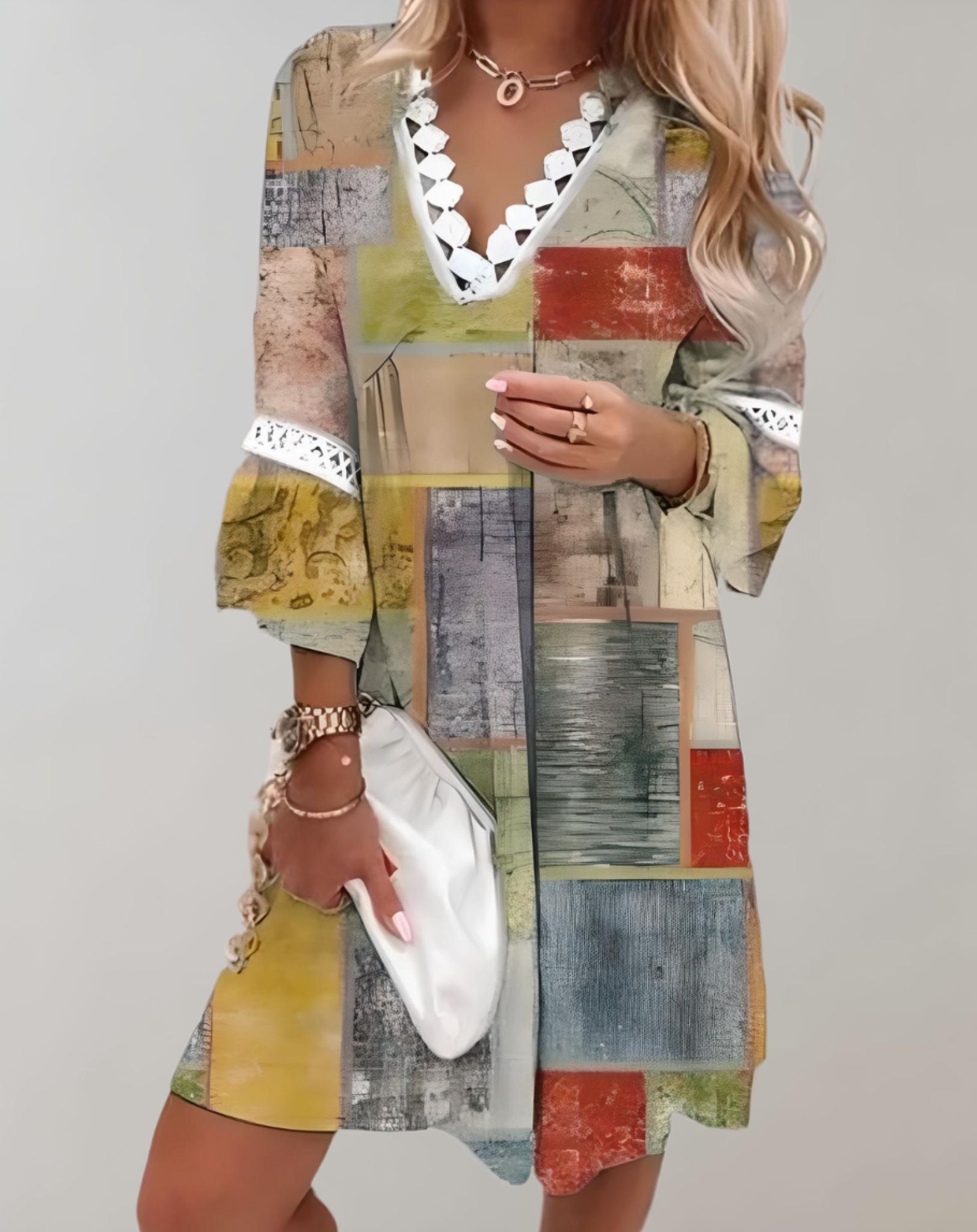 Sophie - Minikleid mit tiefem V Ausschnitt weiten langen Ärmeln und zufälligem Design Kleid