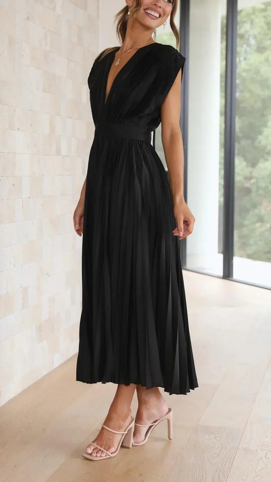 V-Ausschnitt Wickelkleid für Damen - Elegante Maxikleid für besondere Anlässe
