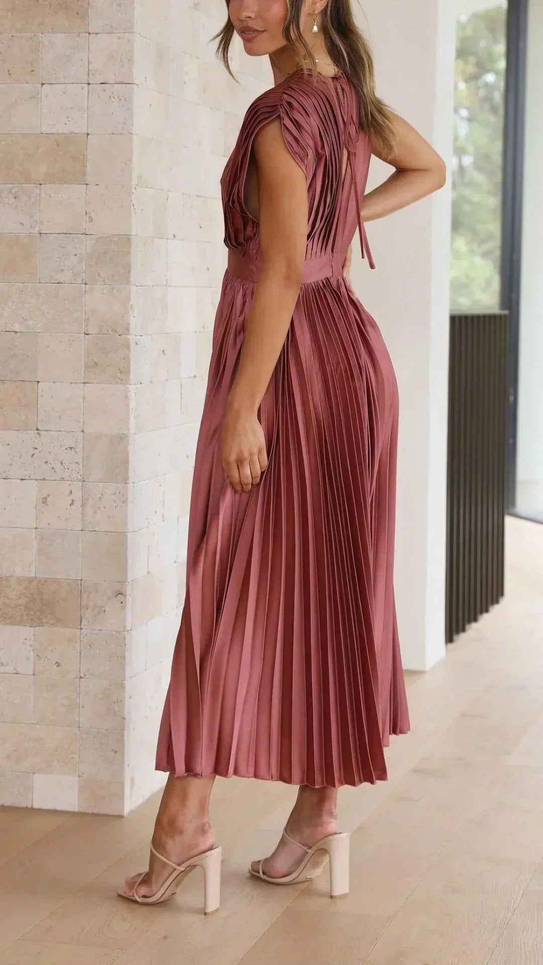 V-Ausschnitt Wickelkleid für Damen - Elegante Maxikleid für besondere Anlässe