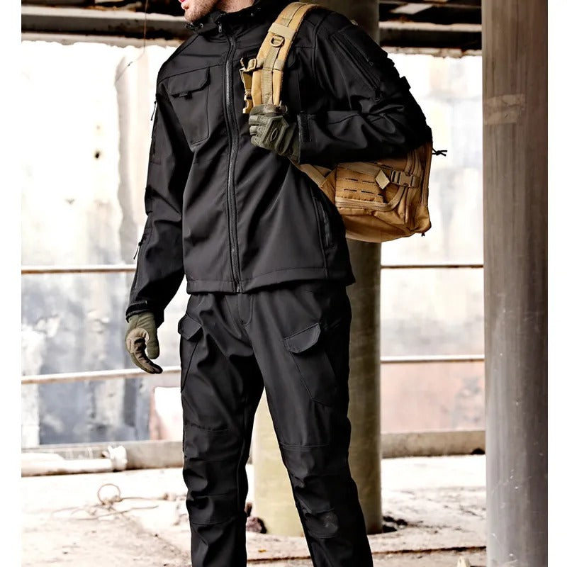 Herren Outdoor Tactical Set – wasserabweisende Jacke und Cargohose mit Multifunktionstaschen